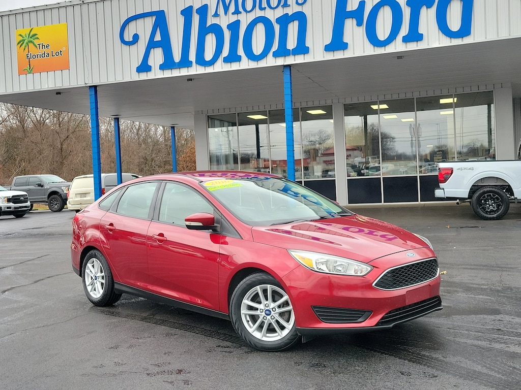 Used 2016 Ford Focus SE Sedan