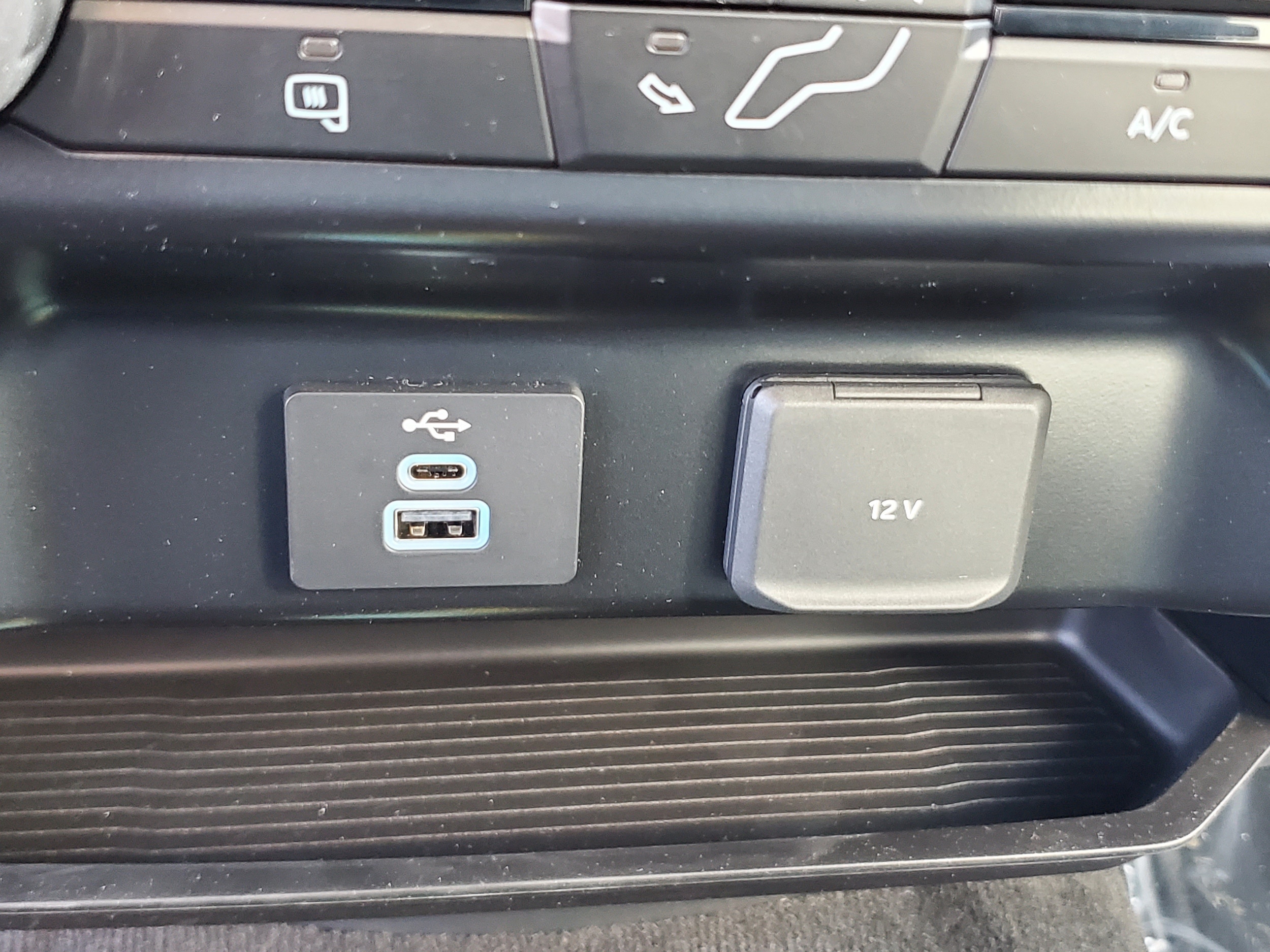 2026 Ford F-350 Super Duty XLT - Photo 25