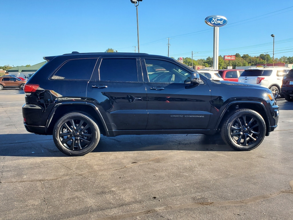 Used 2020 Jeep Grand Cherokee Altitude SUV