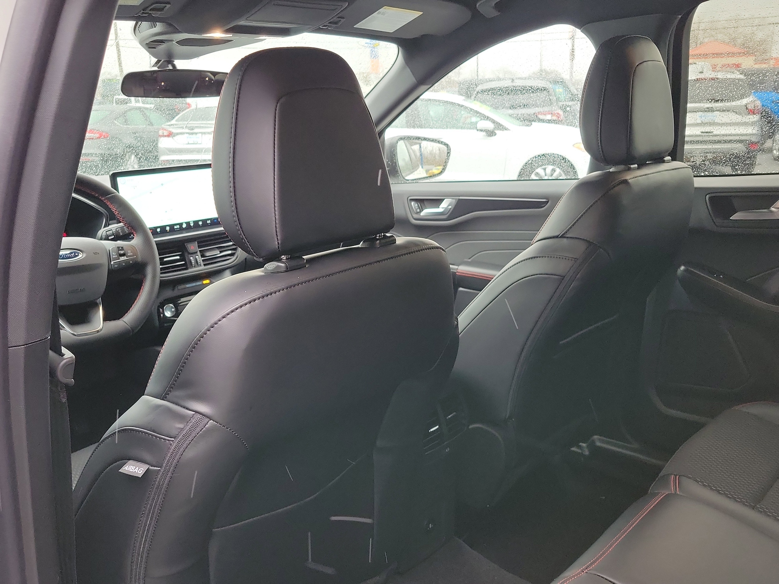 2026 Ford Escape ST-Line - Photo 24