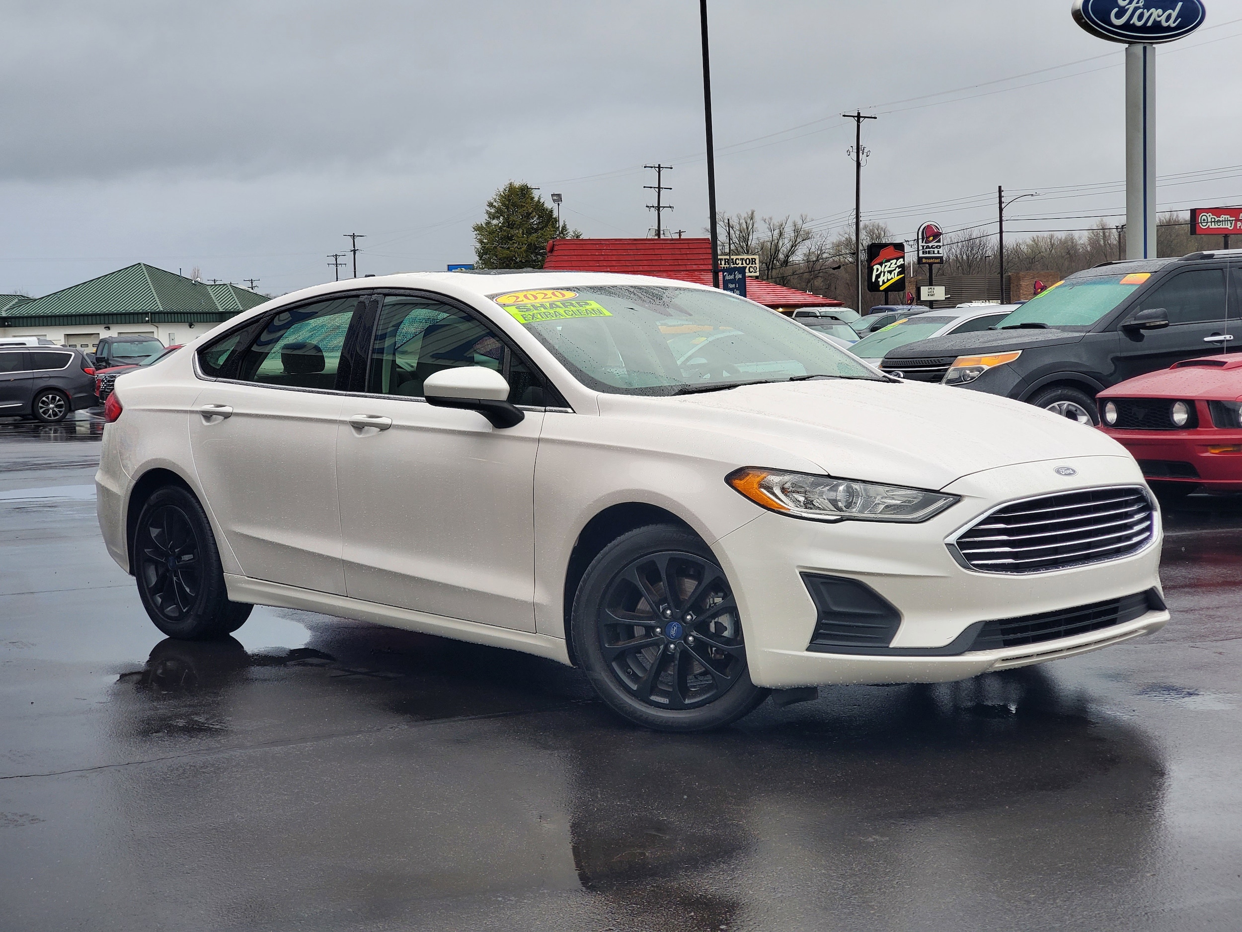 2020 Ford Fusion SE