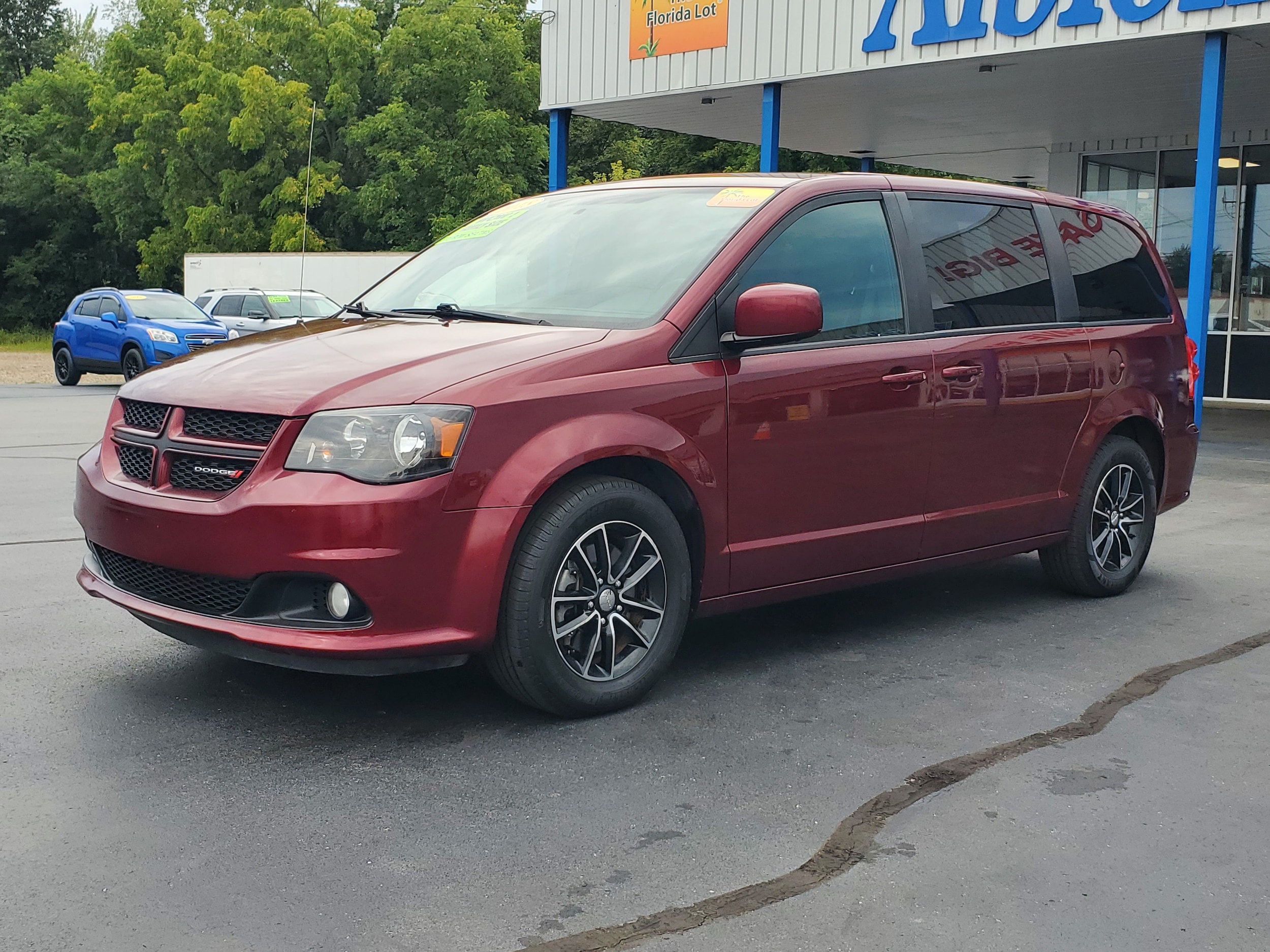 Used 2018 Dodge Grand Caravan GT with VIN 2C4RDGEG0JR189458 for sale in Albion, MI