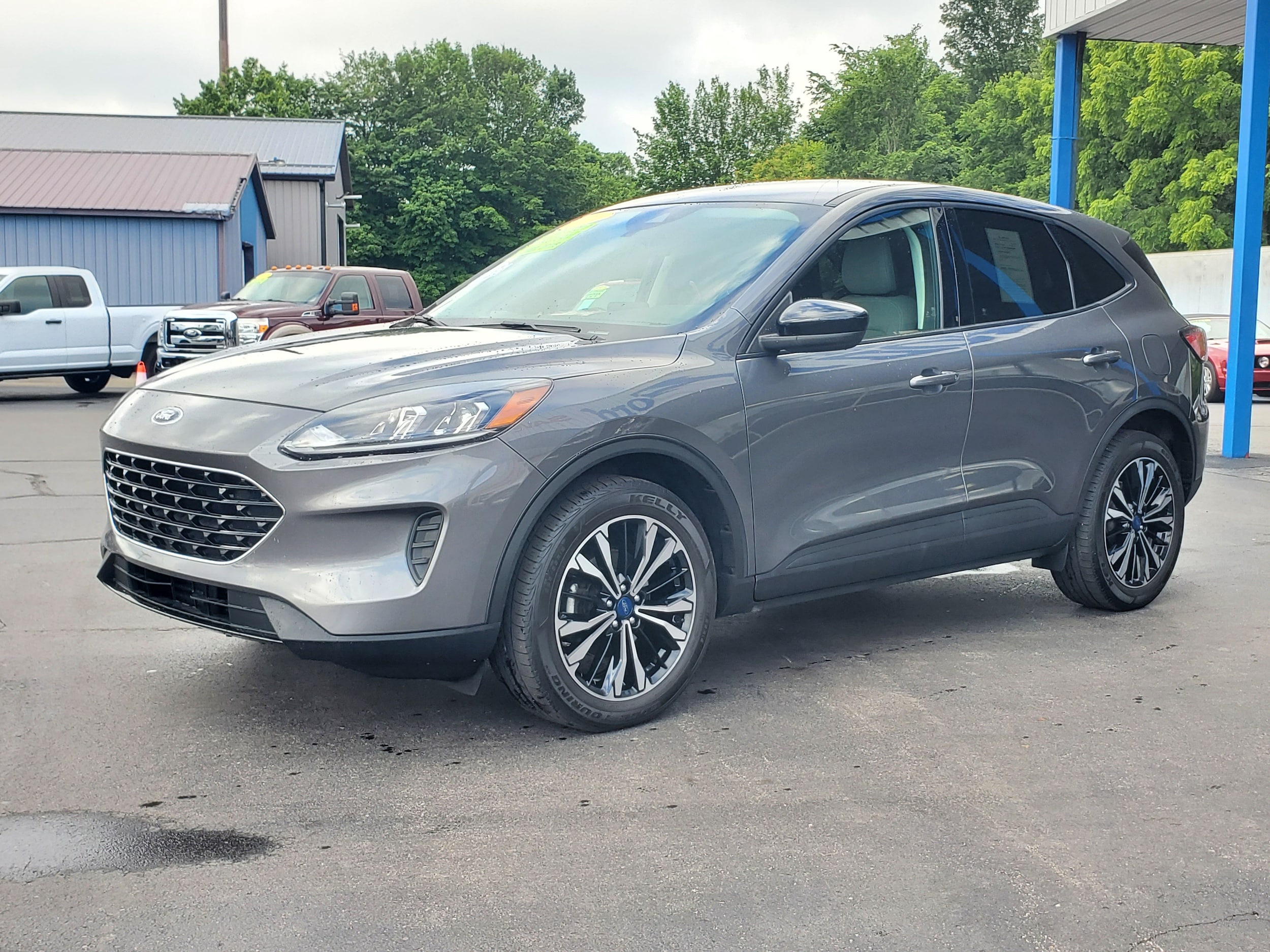 Used 2021 Ford Escape SE with VIN 1FMCU9G63MUA97298 for sale in Albion, MI