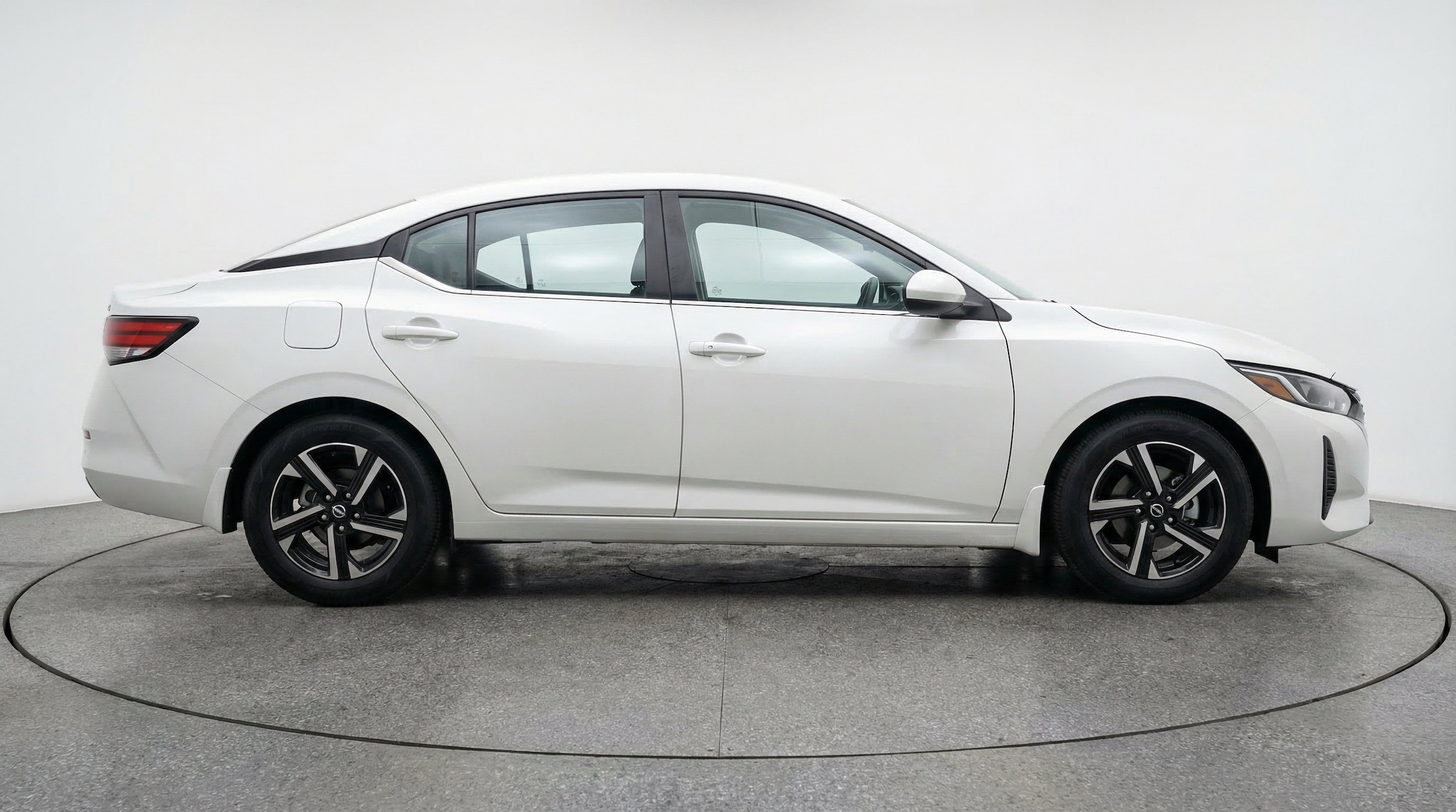 Thumbnail: 2025 Nissan Sentra - 11