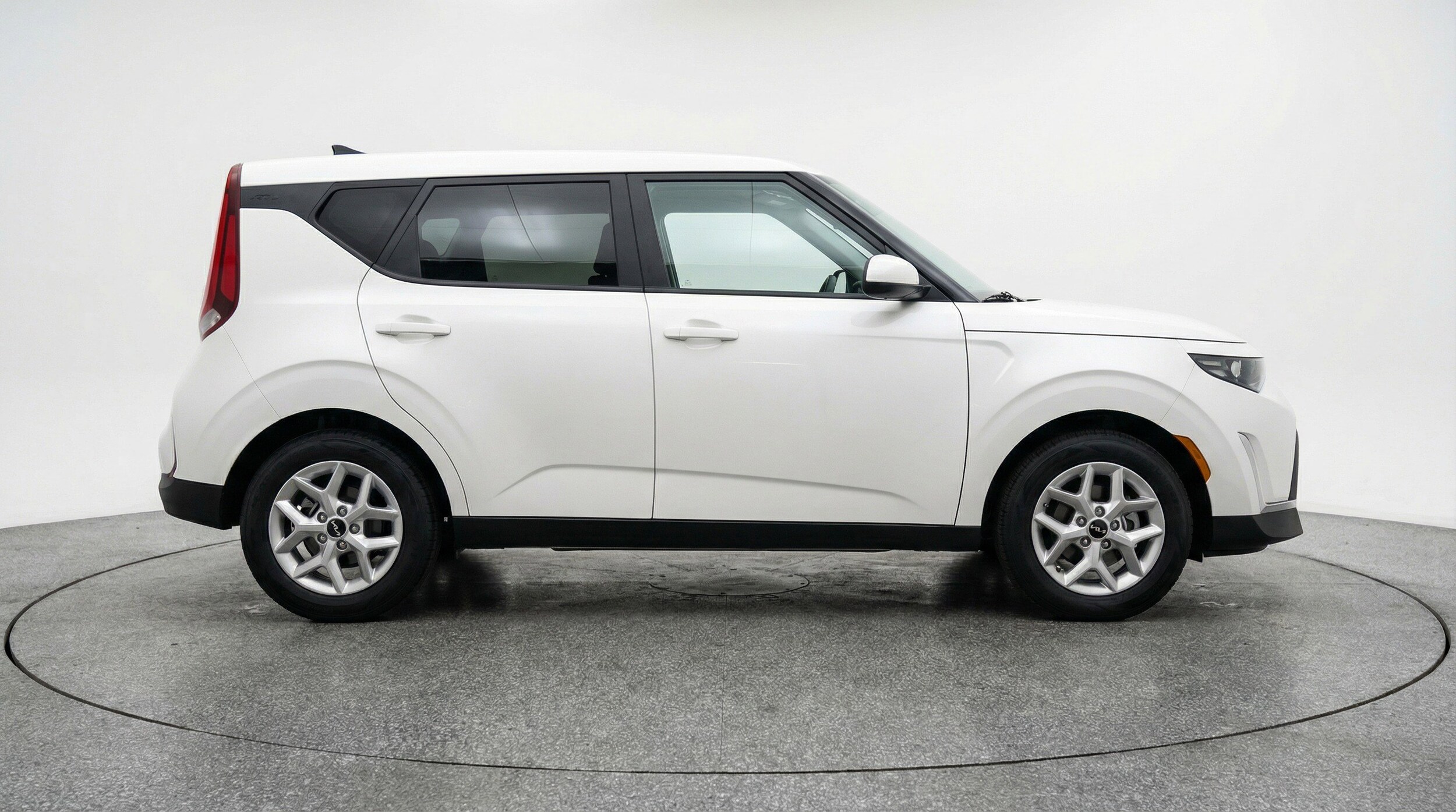 Thumbnail: 2025 Kia Soul - 11