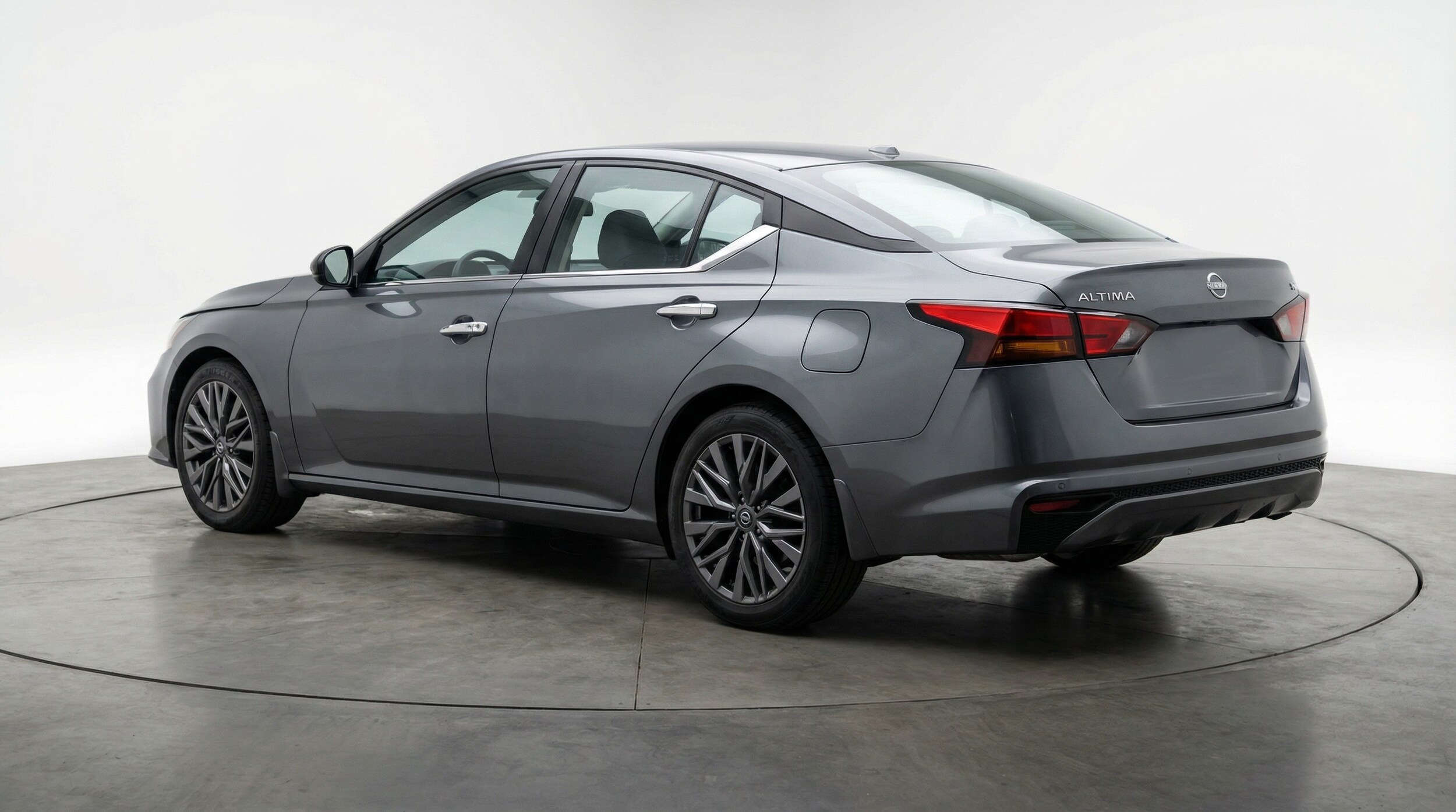 Thumbnail: 2025 Nissan Altima - 5