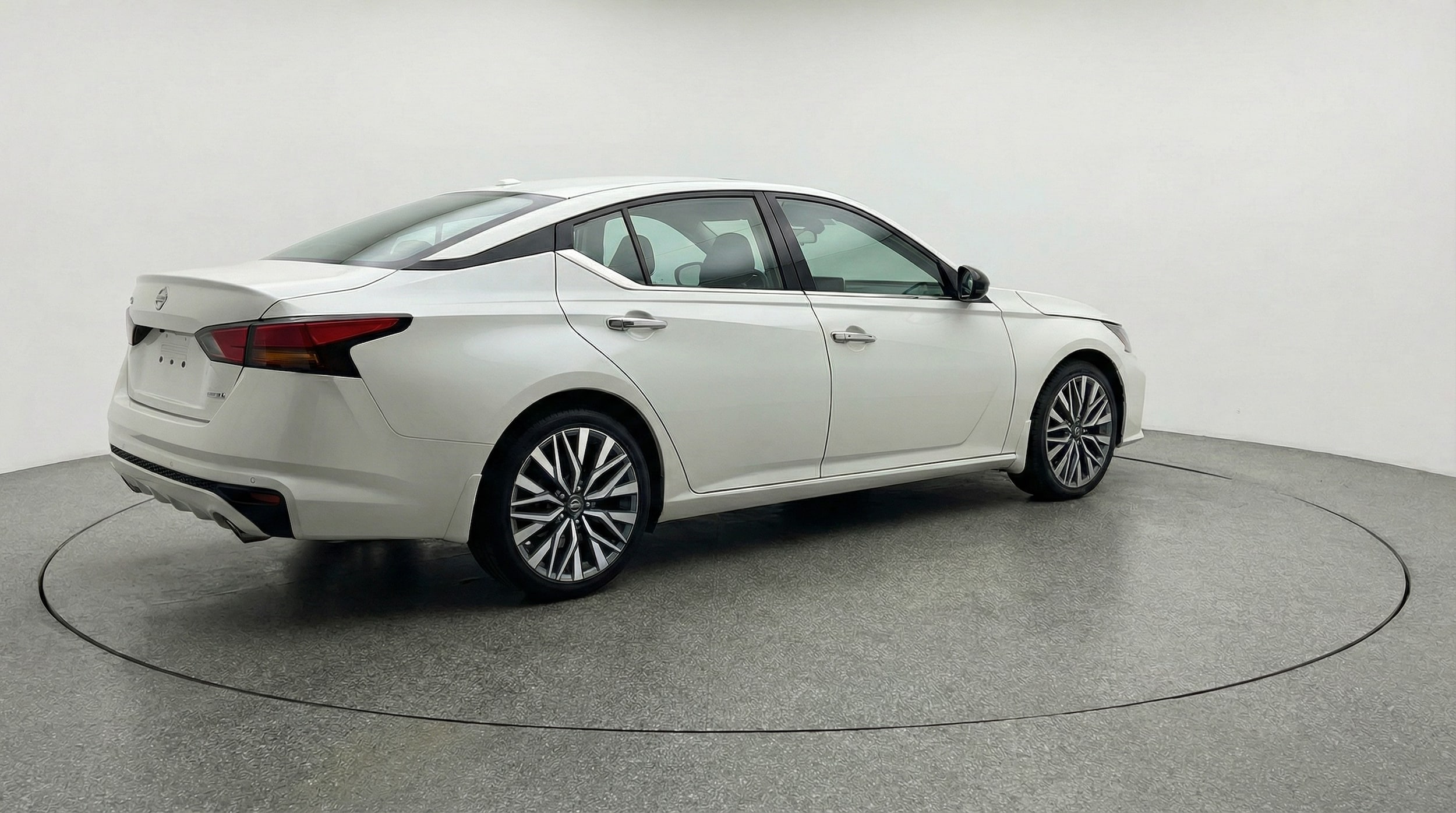 Thumbnail: 2025 Nissan Altima - 7