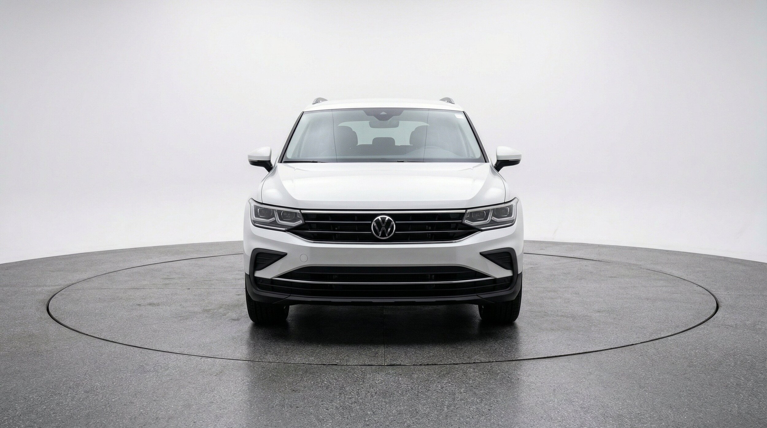 Thumbnail: 2026 Volkswagen Tiguan - 2