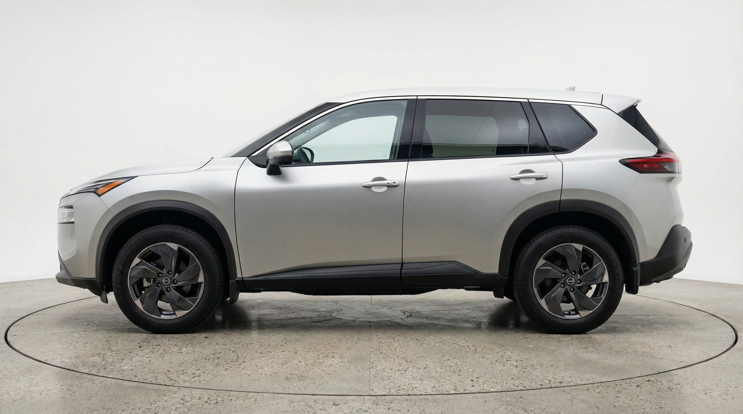 Thumbnail: 2025 Nissan Rogue - 4