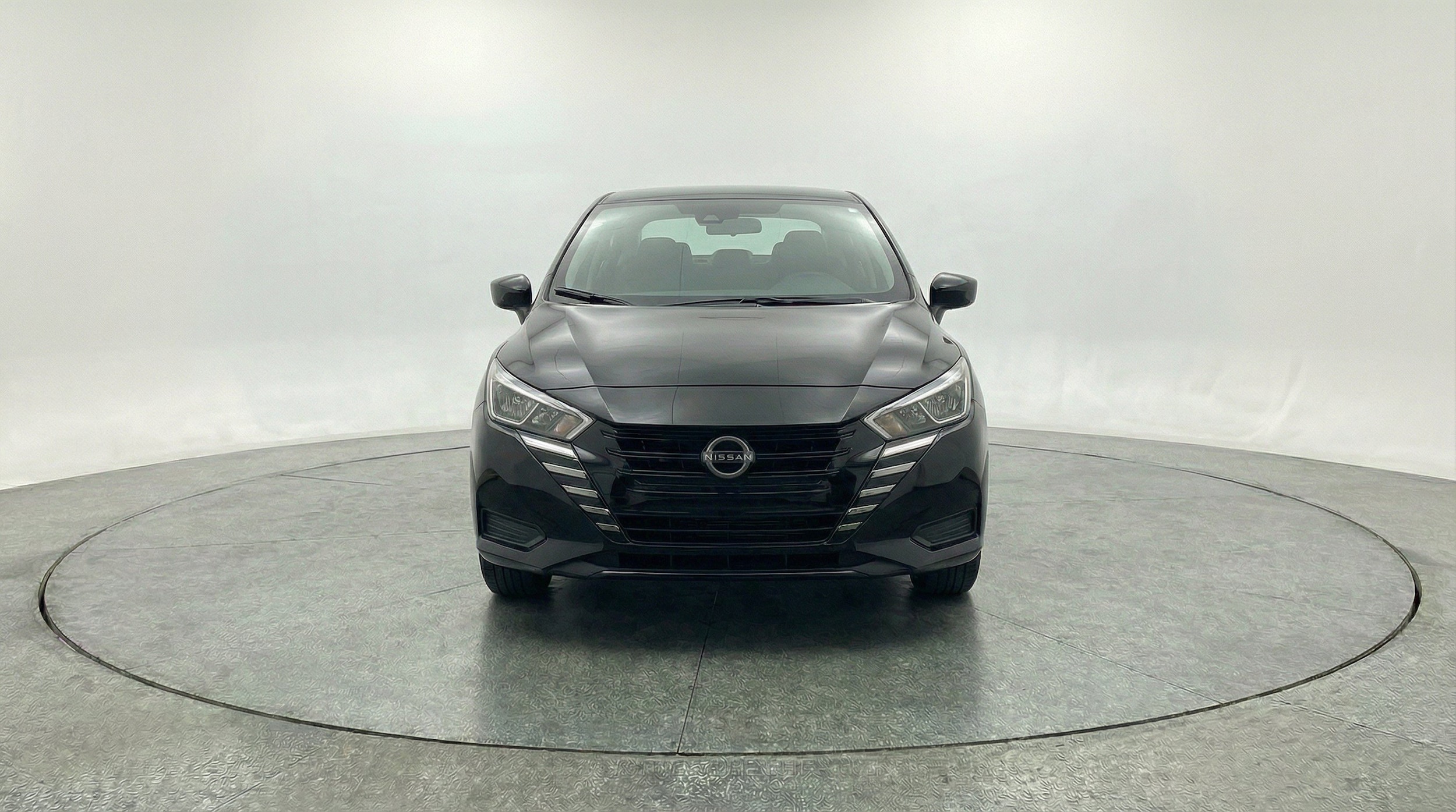 Thumbnail: 2025 Nissan Versa - 2