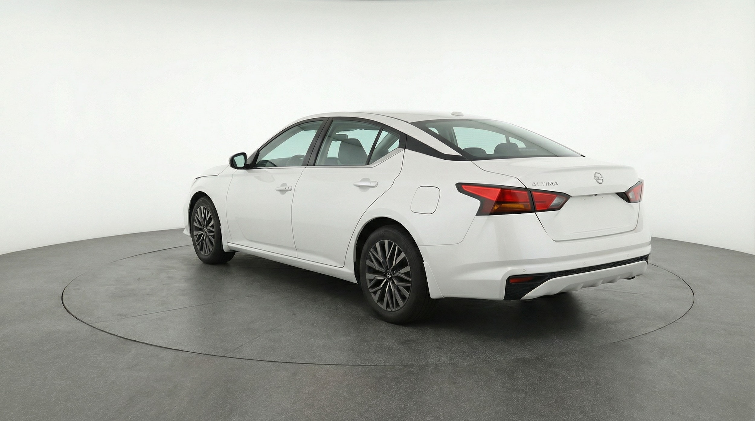 Thumbnail: 2025 Nissan Altima - 5
