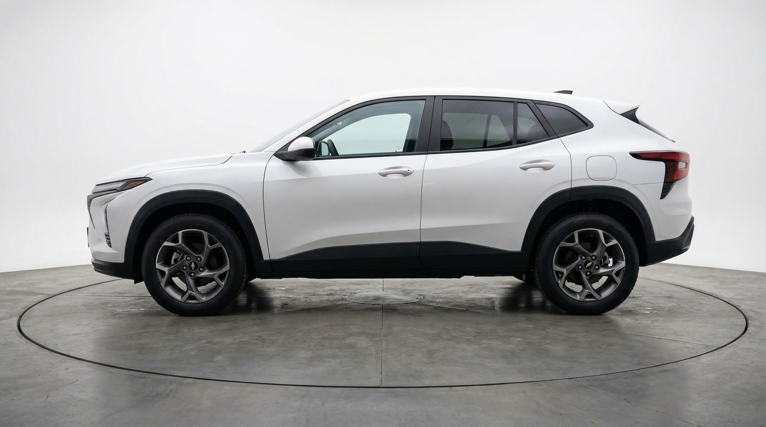 Thumbnail: 2025 Chevrolet Trax - 4