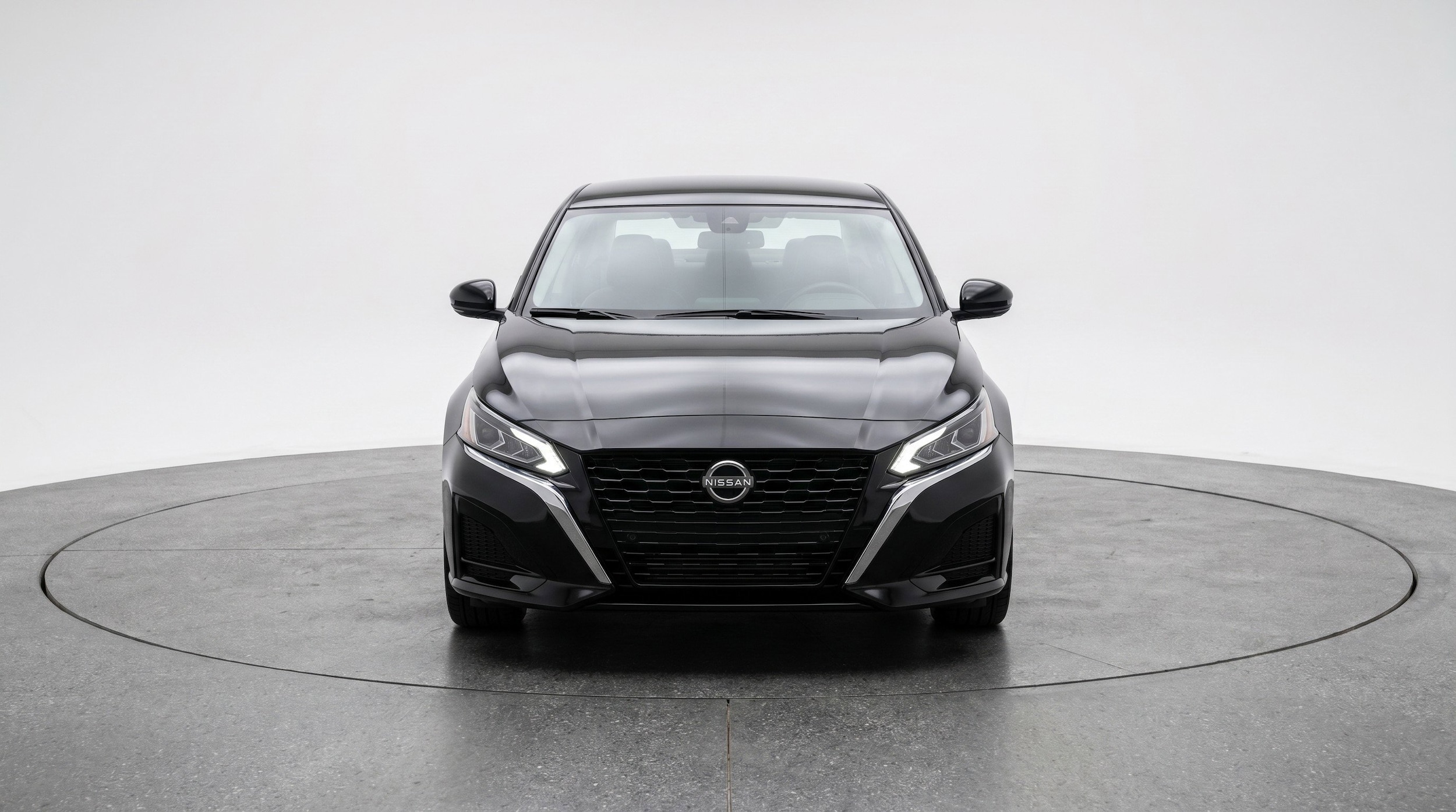 Thumbnail: 2025 Nissan Altima - 2