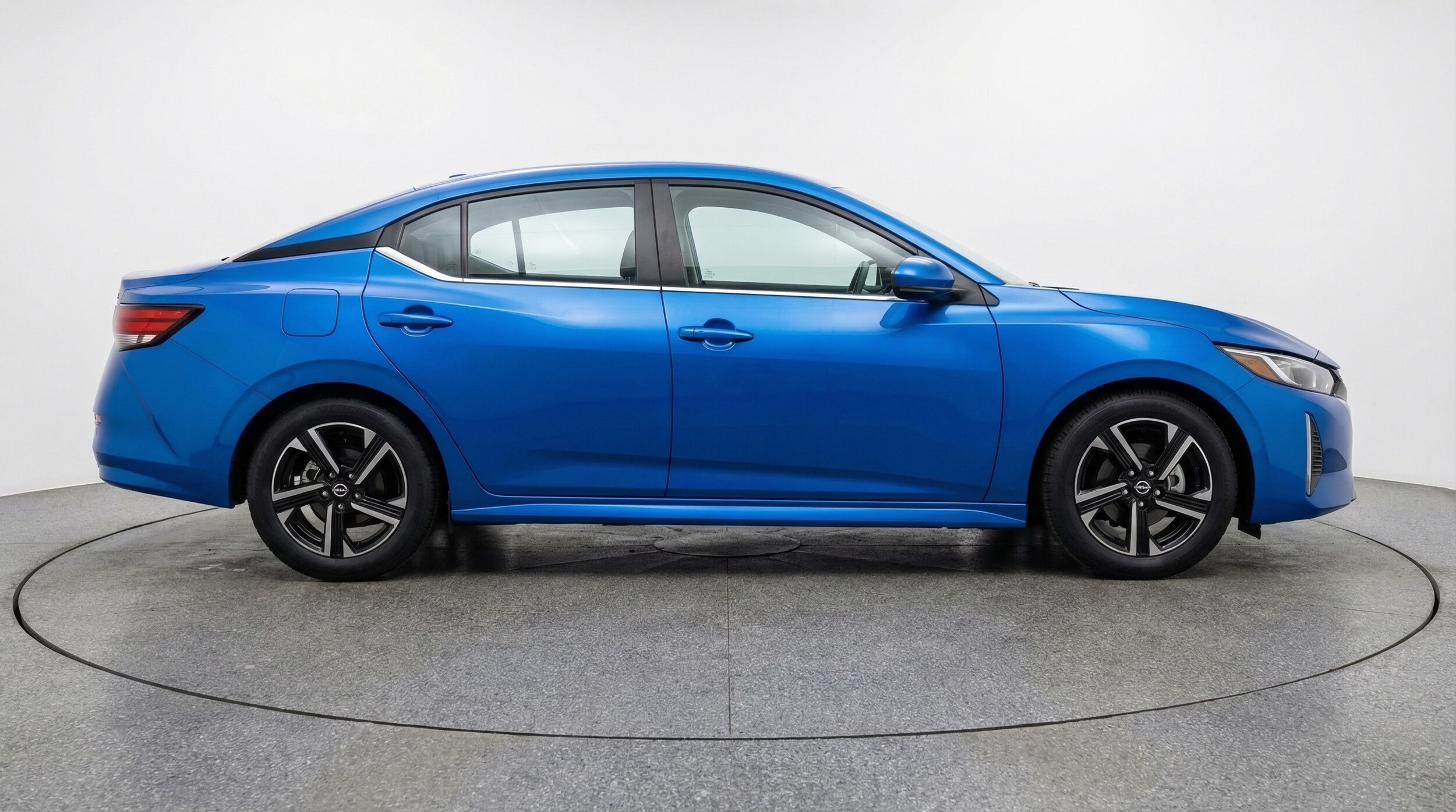 Thumbnail: 2025 Nissan Sentra - 8