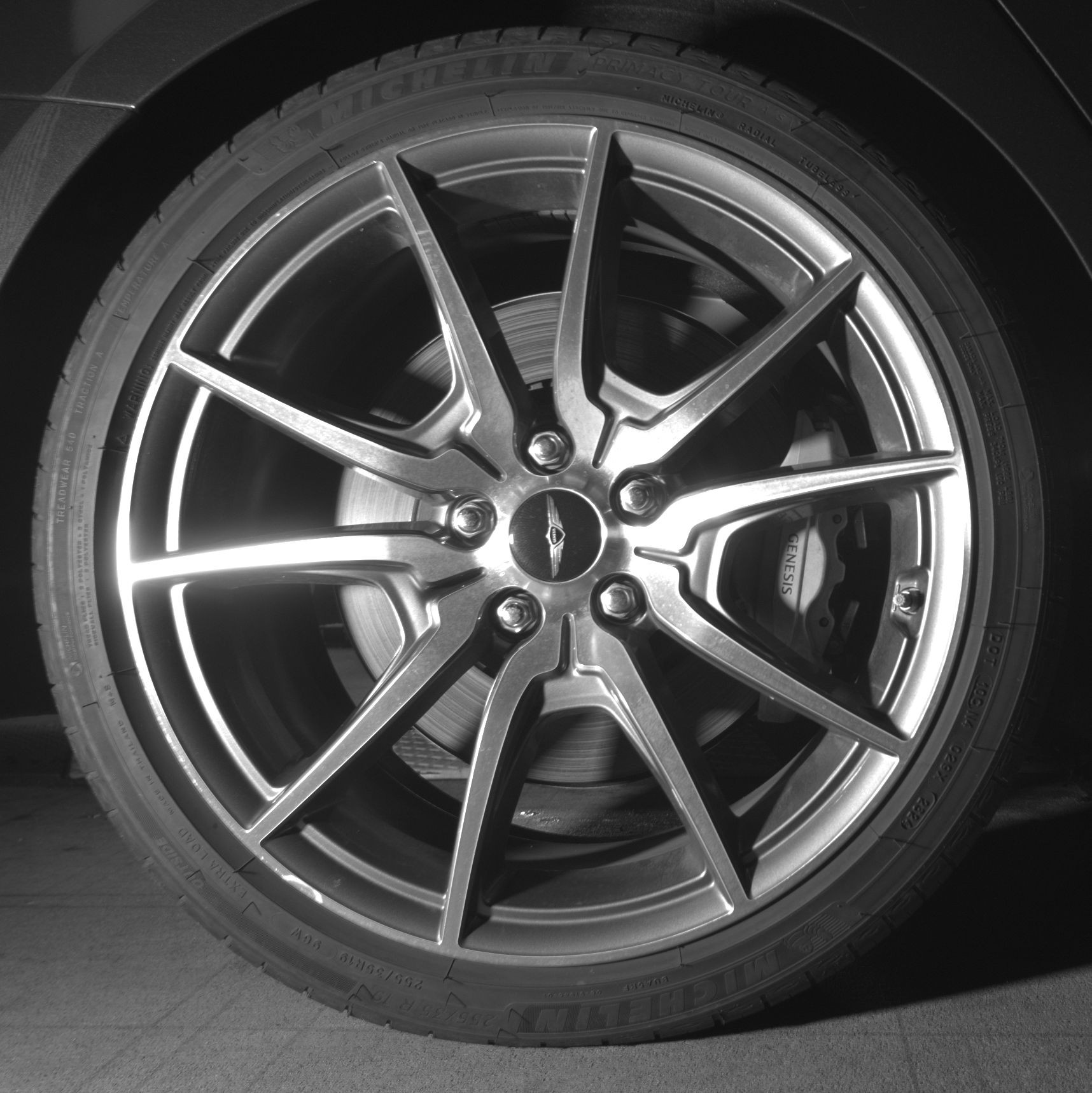 Thumbnail: 2025 Genesis G70 - 12