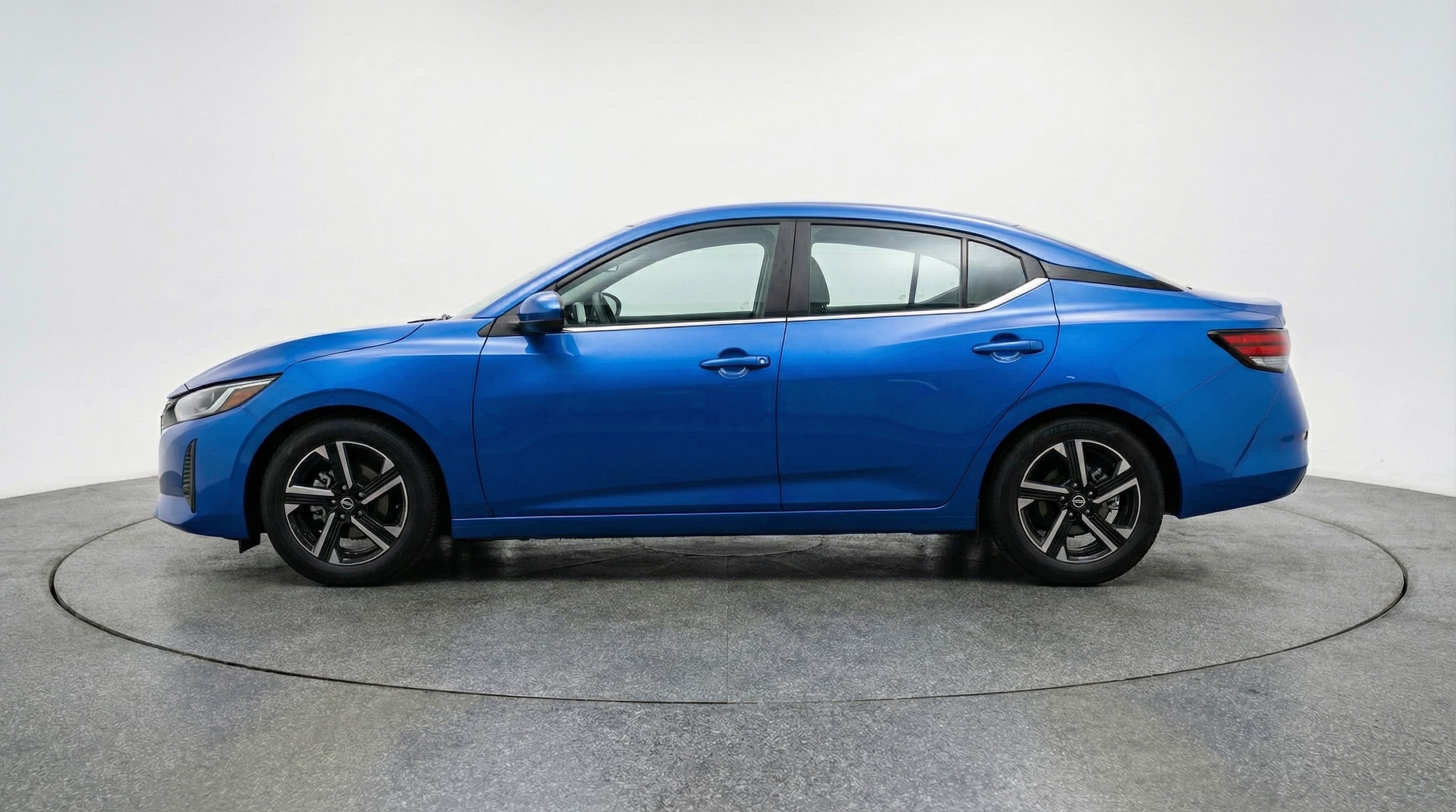 Thumbnail: 2025 Nissan Sentra - 4