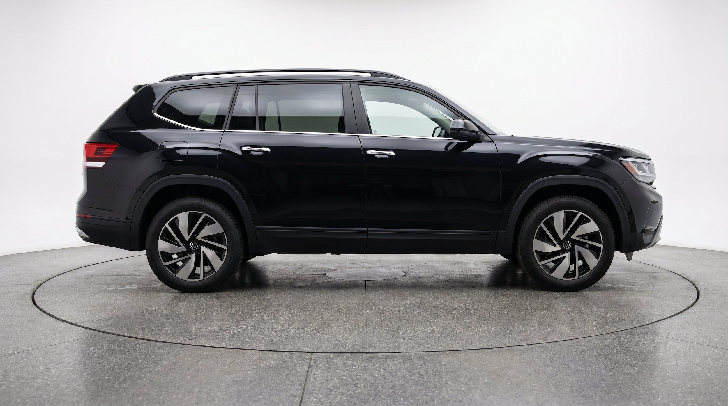Thumbnail: 2026 Volkswagen Atlas - 11