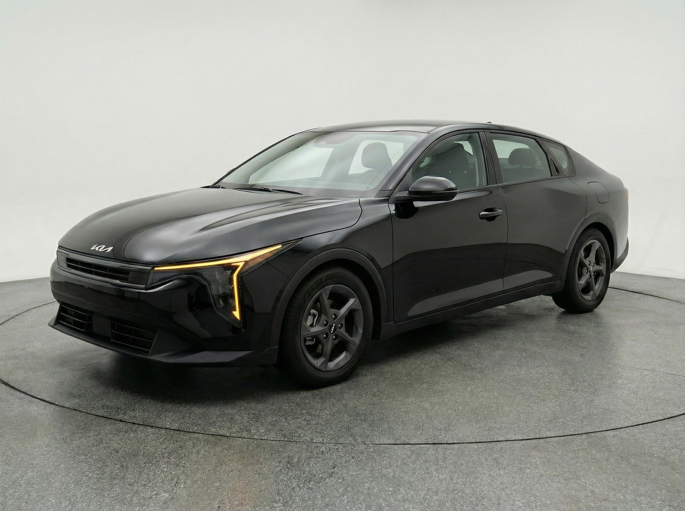 Thumbnail: 2025 Kia K4 - 3