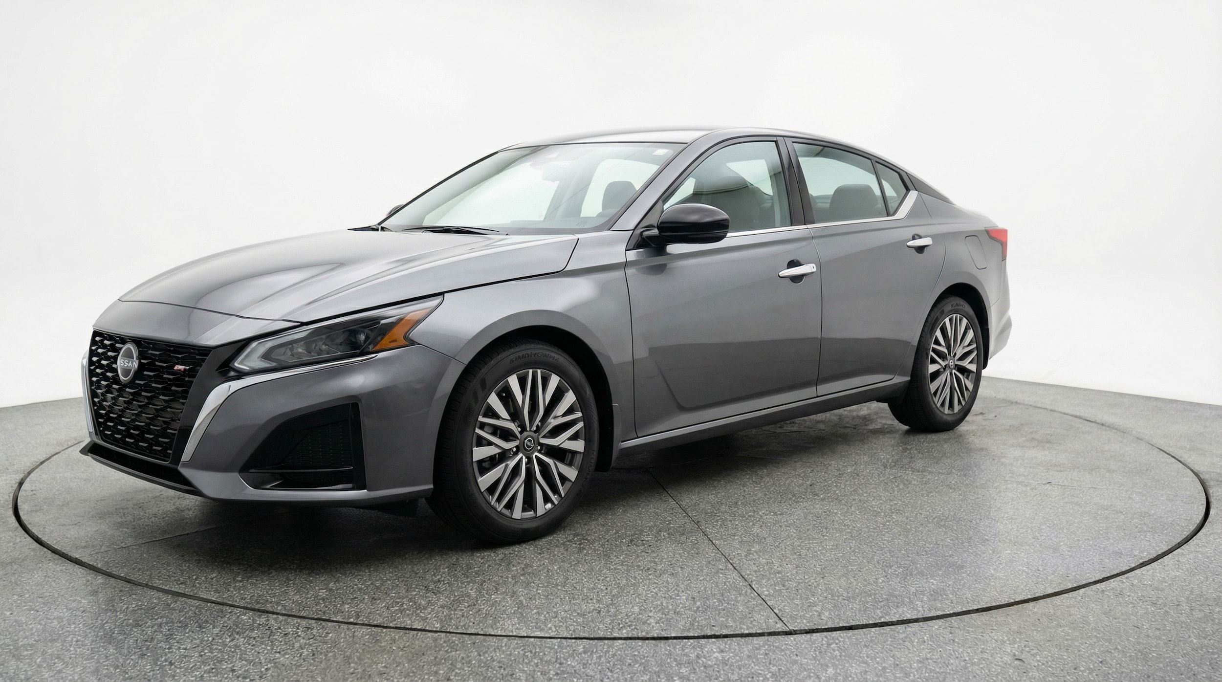 Thumbnail: 2025 Nissan Altima - 3