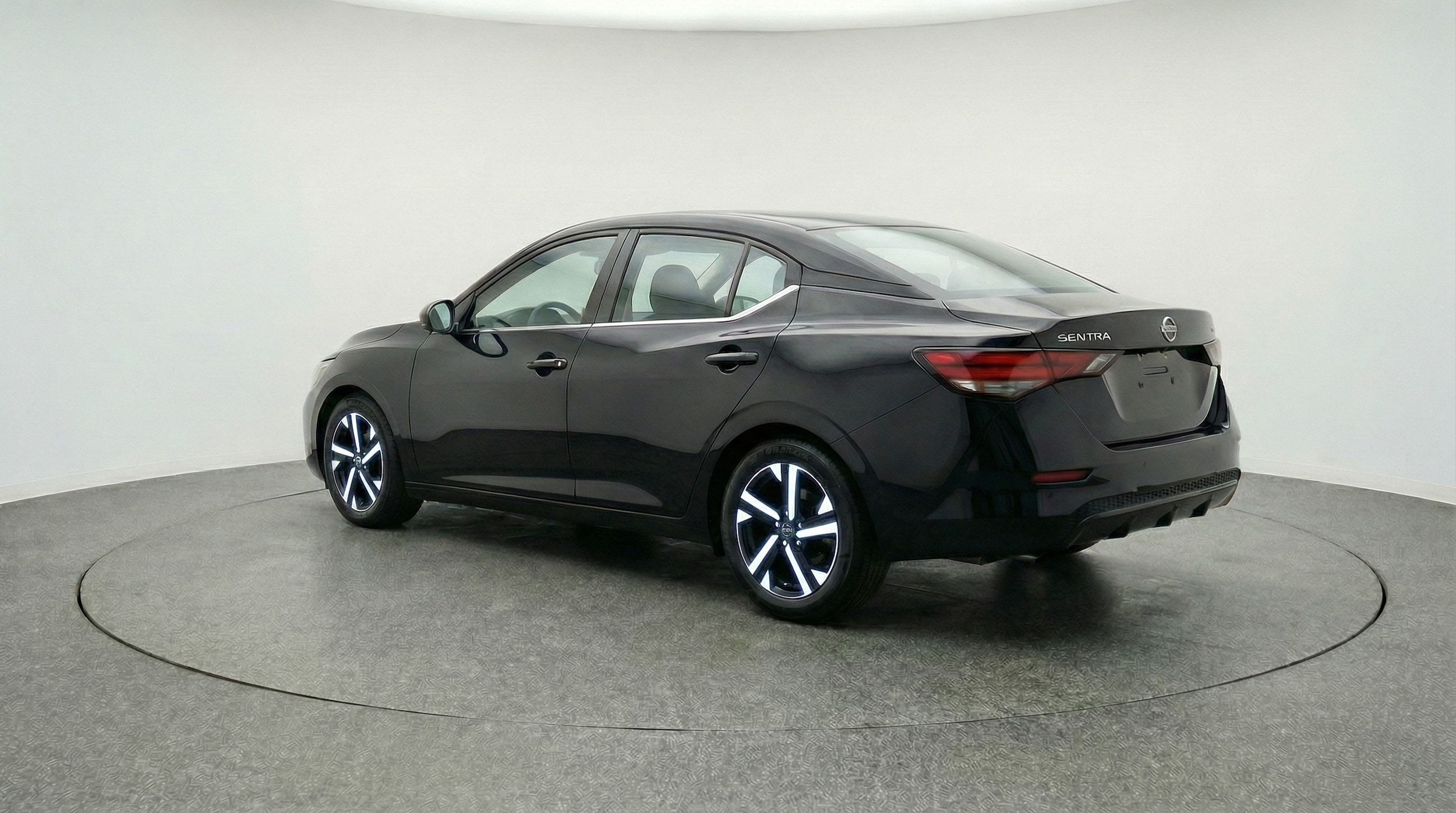 Thumbnail: 2025 Nissan Sentra - 5