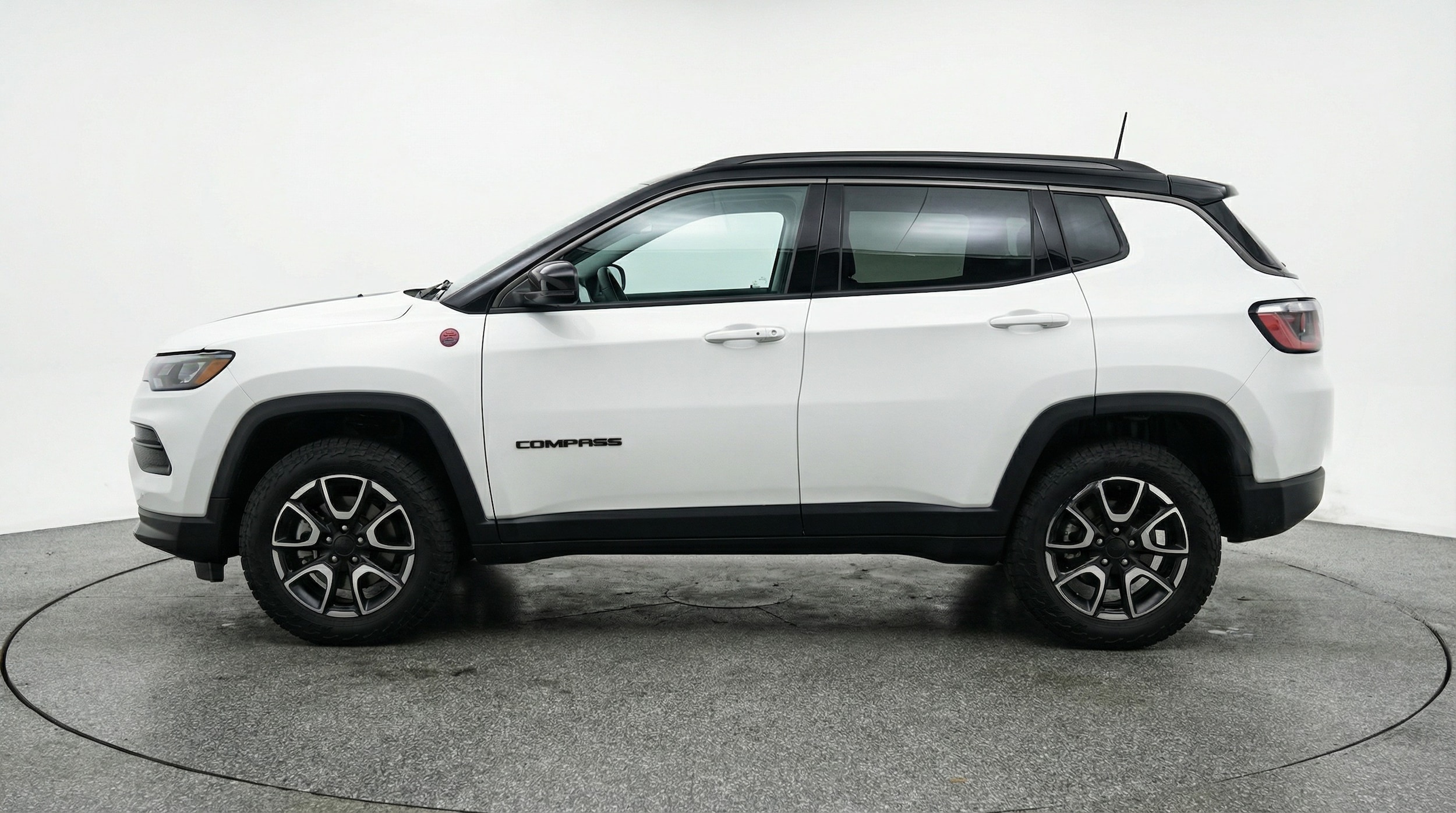 Thumbnail: 2025 Jeep Compass - 4