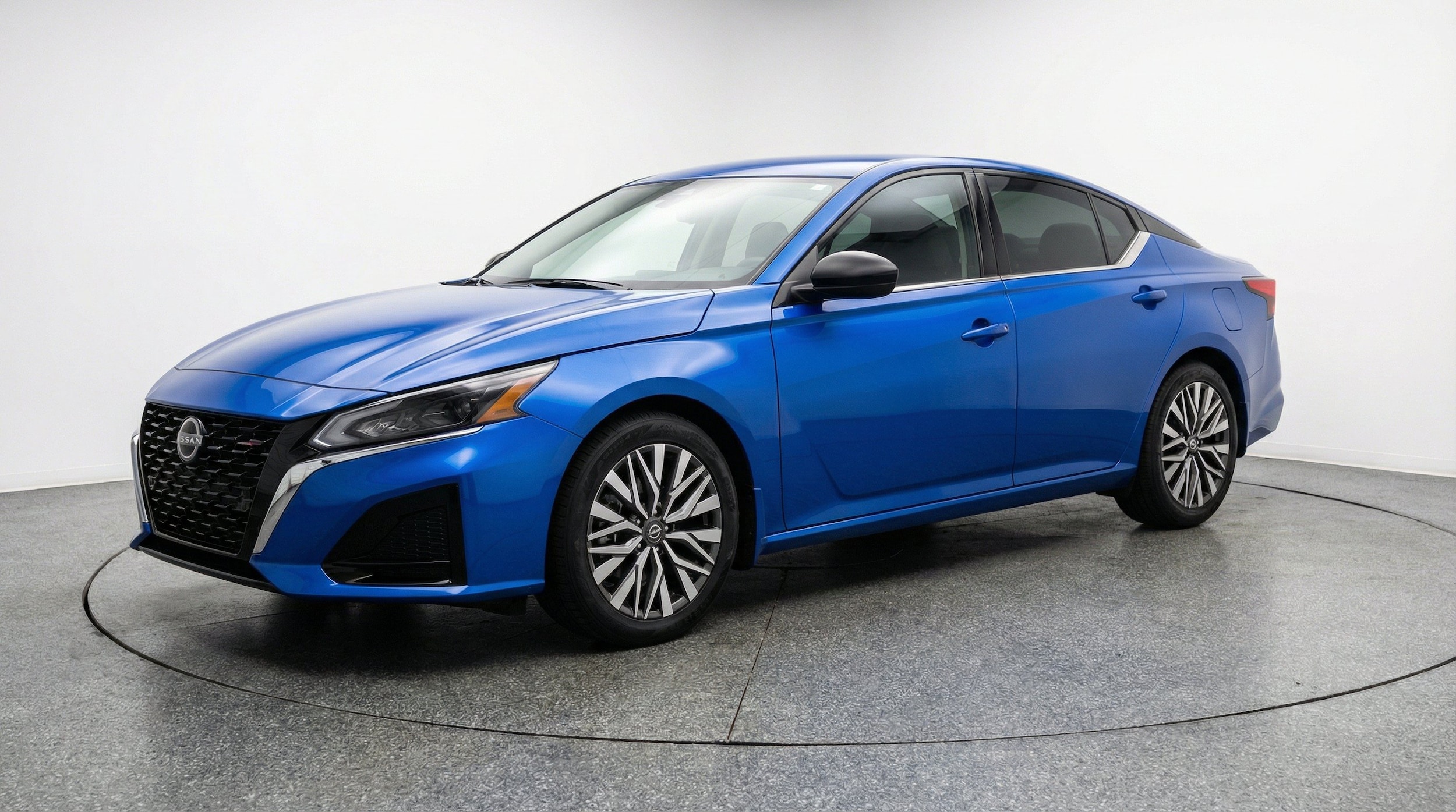 Thumbnail: 2025 Nissan Altima - 3