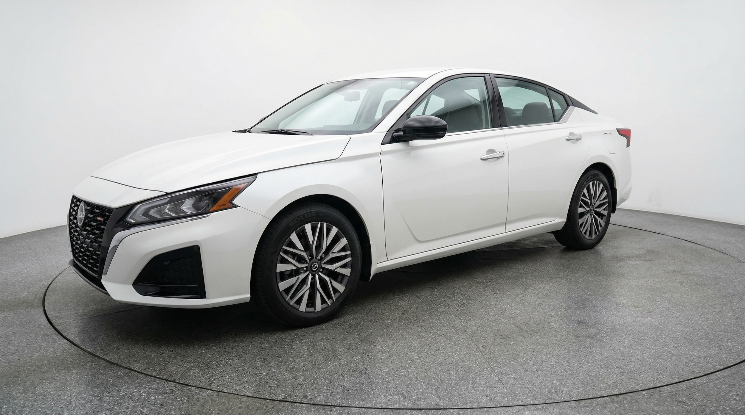 Thumbnail: 2025 Nissan Altima - 3