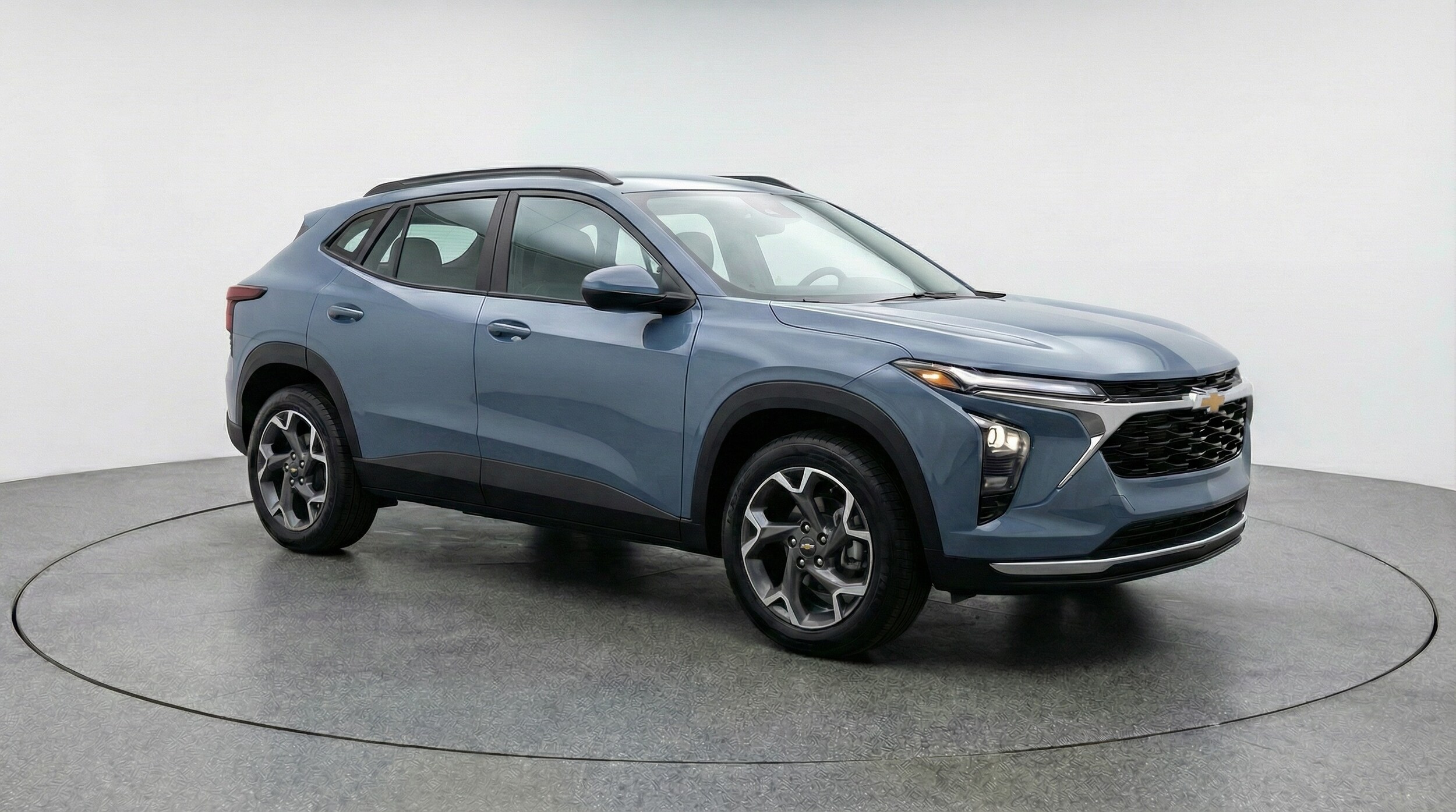 Thumbnail: 2025 Chevrolet Trax - 1