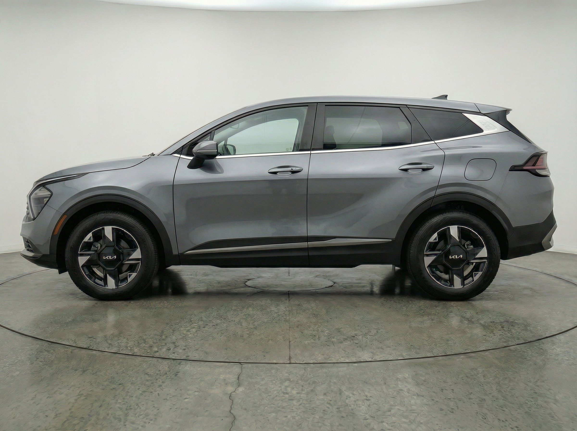 Thumbnail: 2026 Kia Sportage - 5