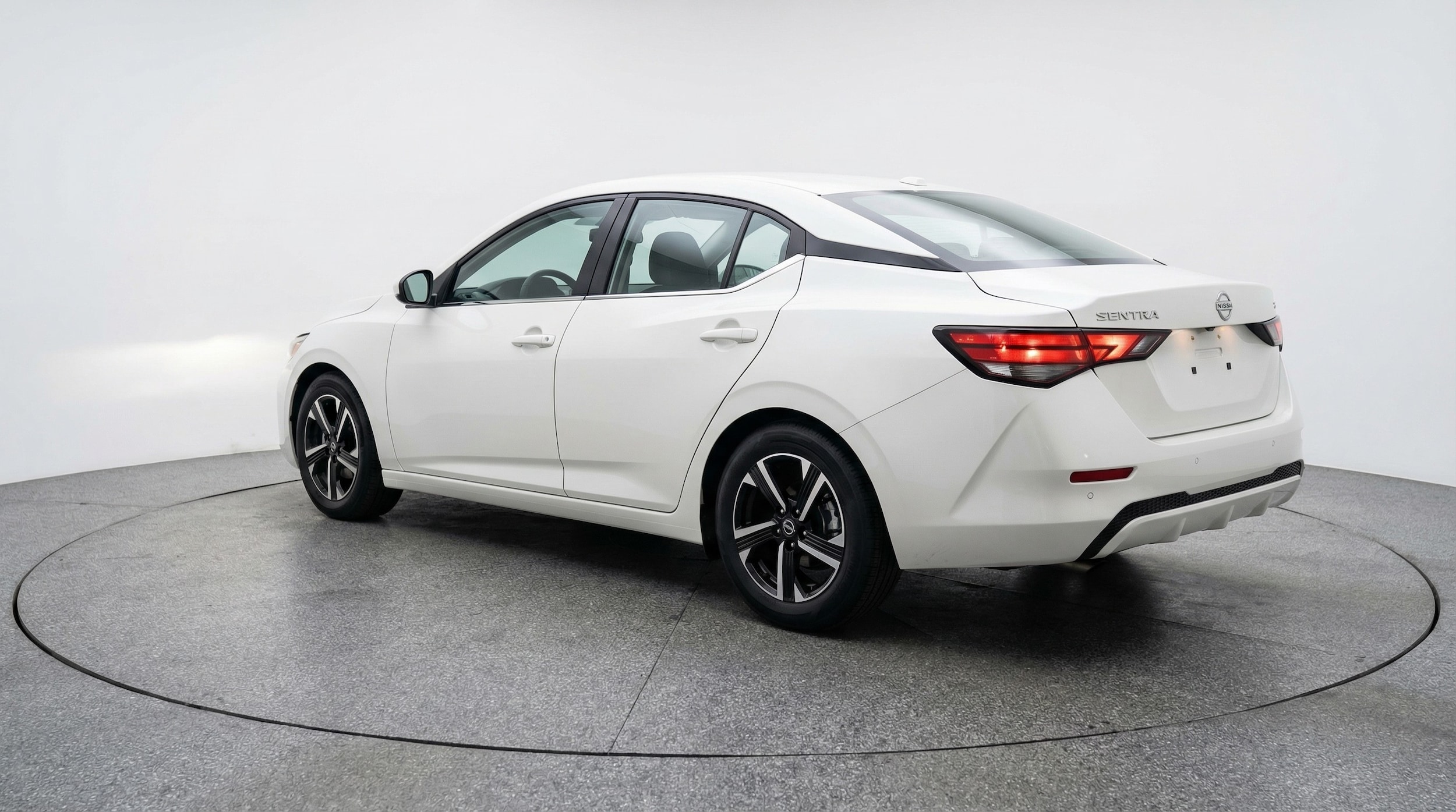 Thumbnail: 2025 Nissan Sentra - 5