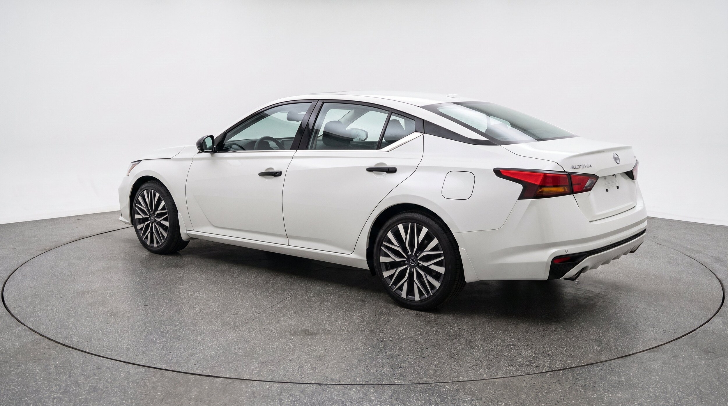 Thumbnail: 2025 Nissan Altima - 6