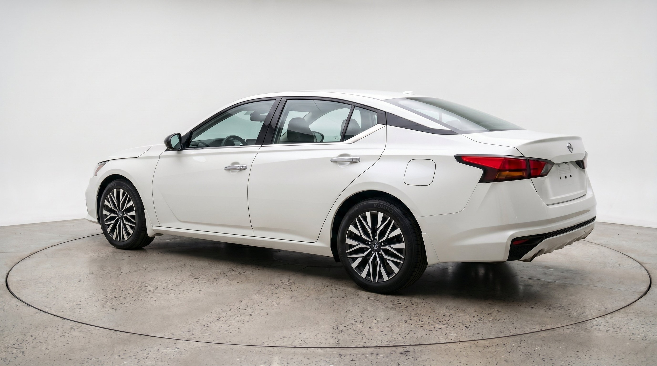 Thumbnail: 2025 Nissan Altima - 6