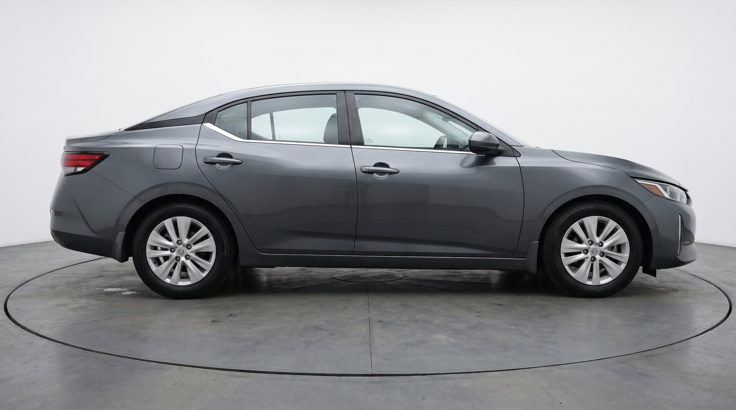 Thumbnail: 2025 Nissan Sentra - 10