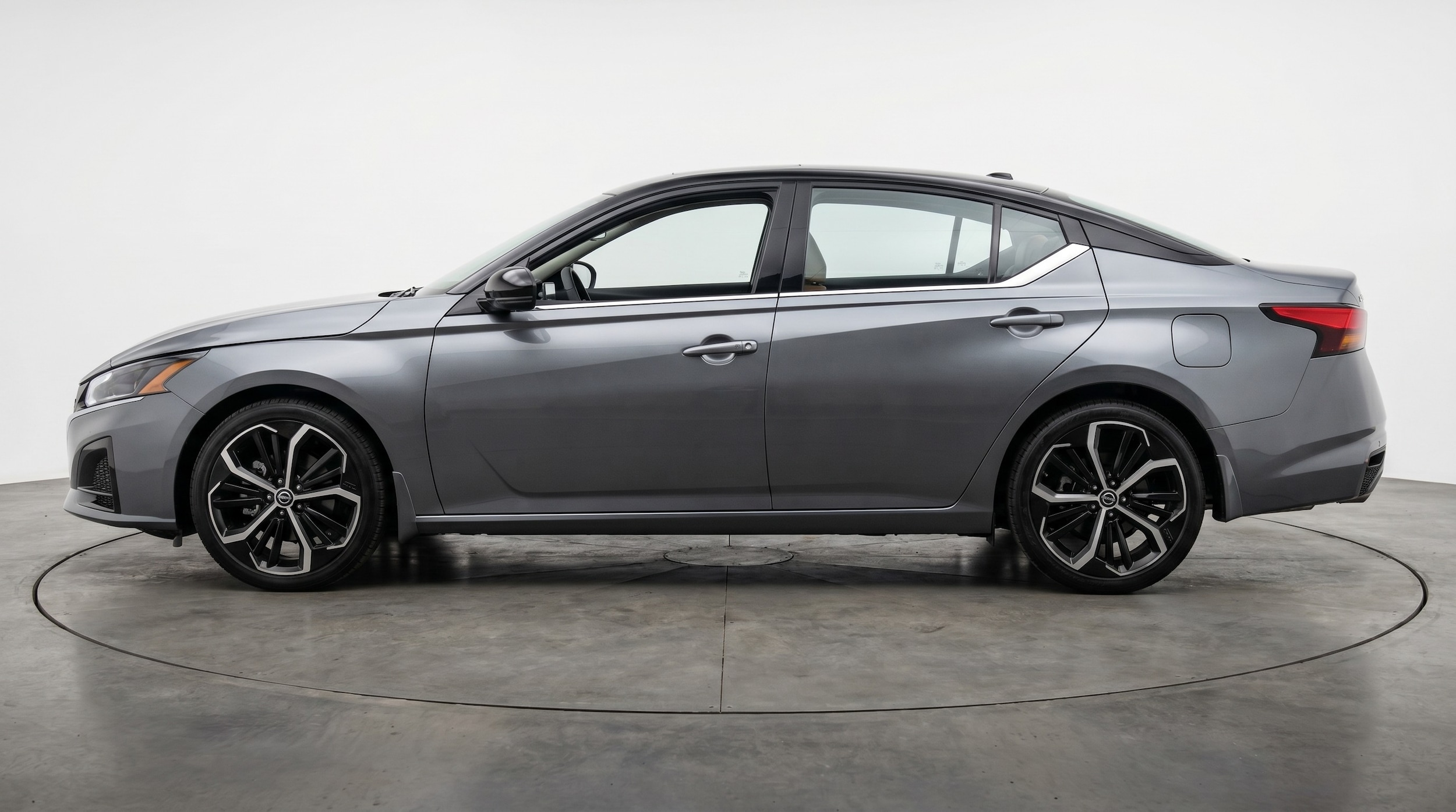 Thumbnail: 2025 Nissan Altima - 4