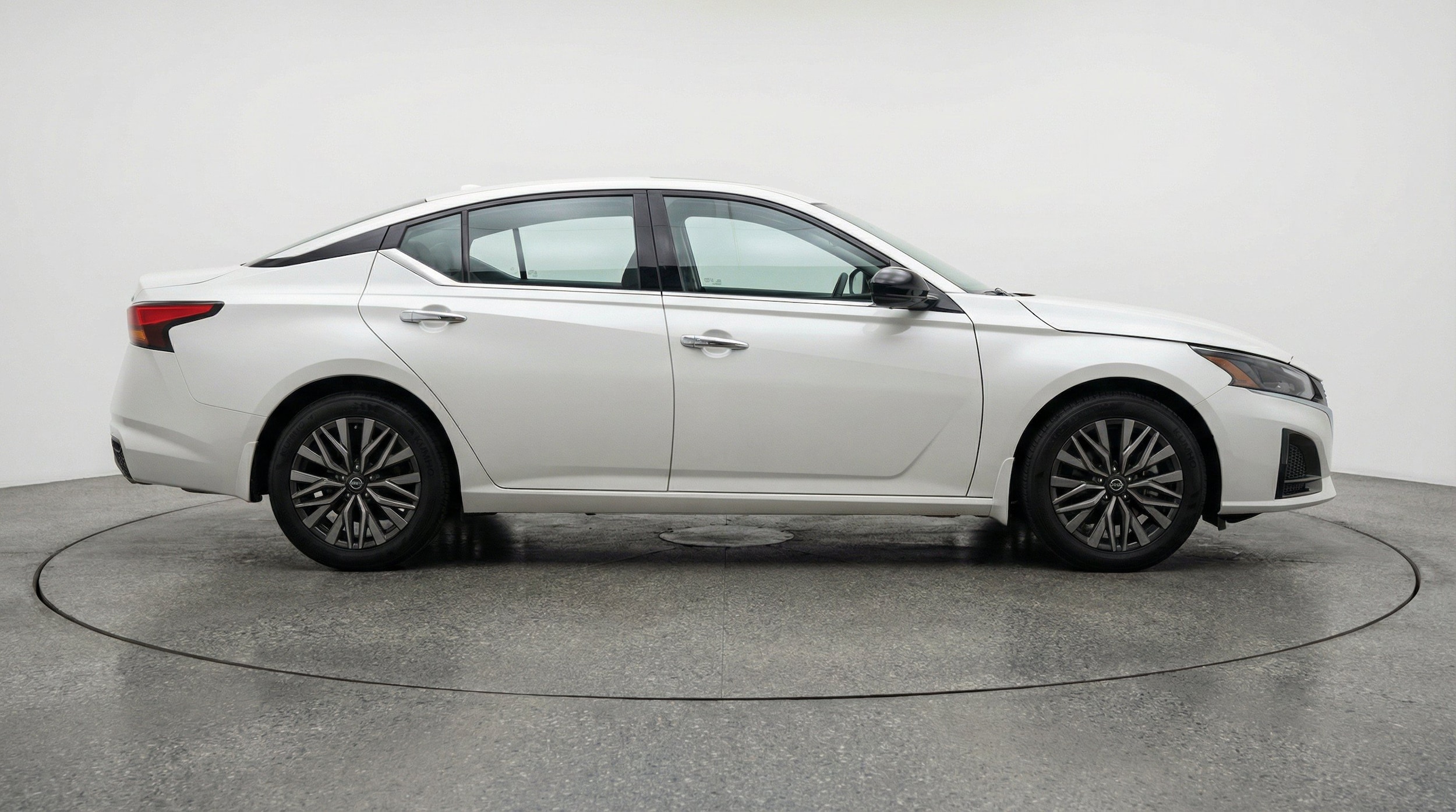 Thumbnail: 2025 Nissan Altima - 11