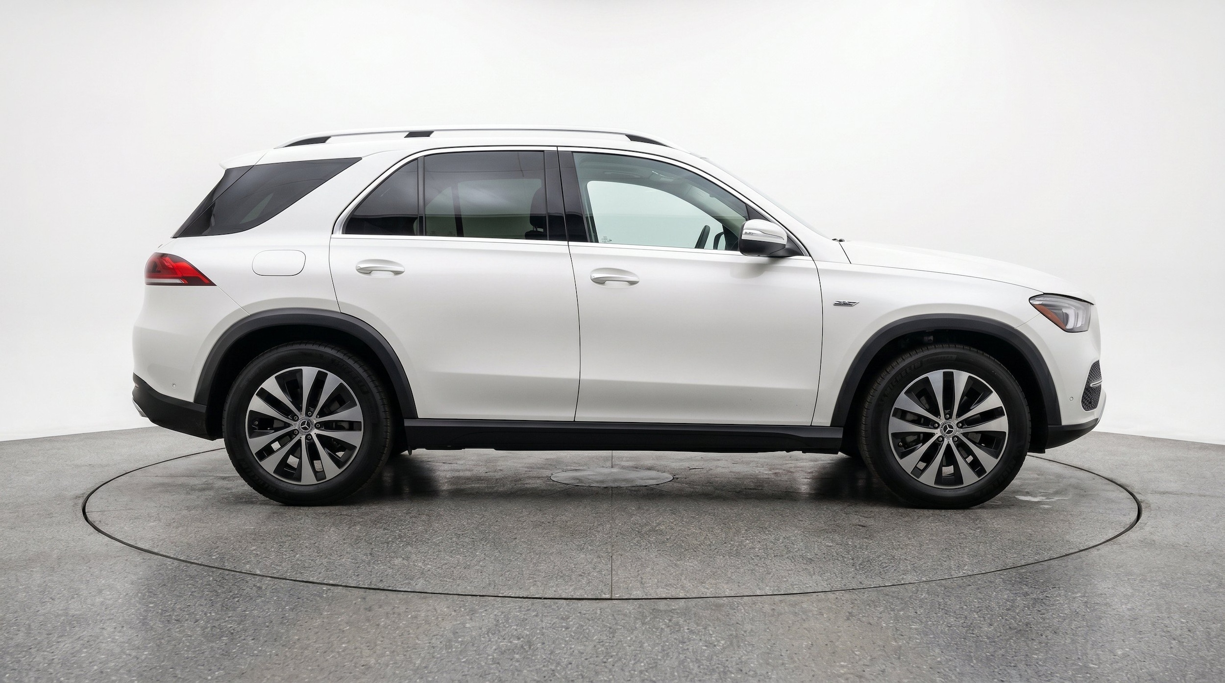 Thumbnail: 2026 Mercedes-Benz GLE - 11