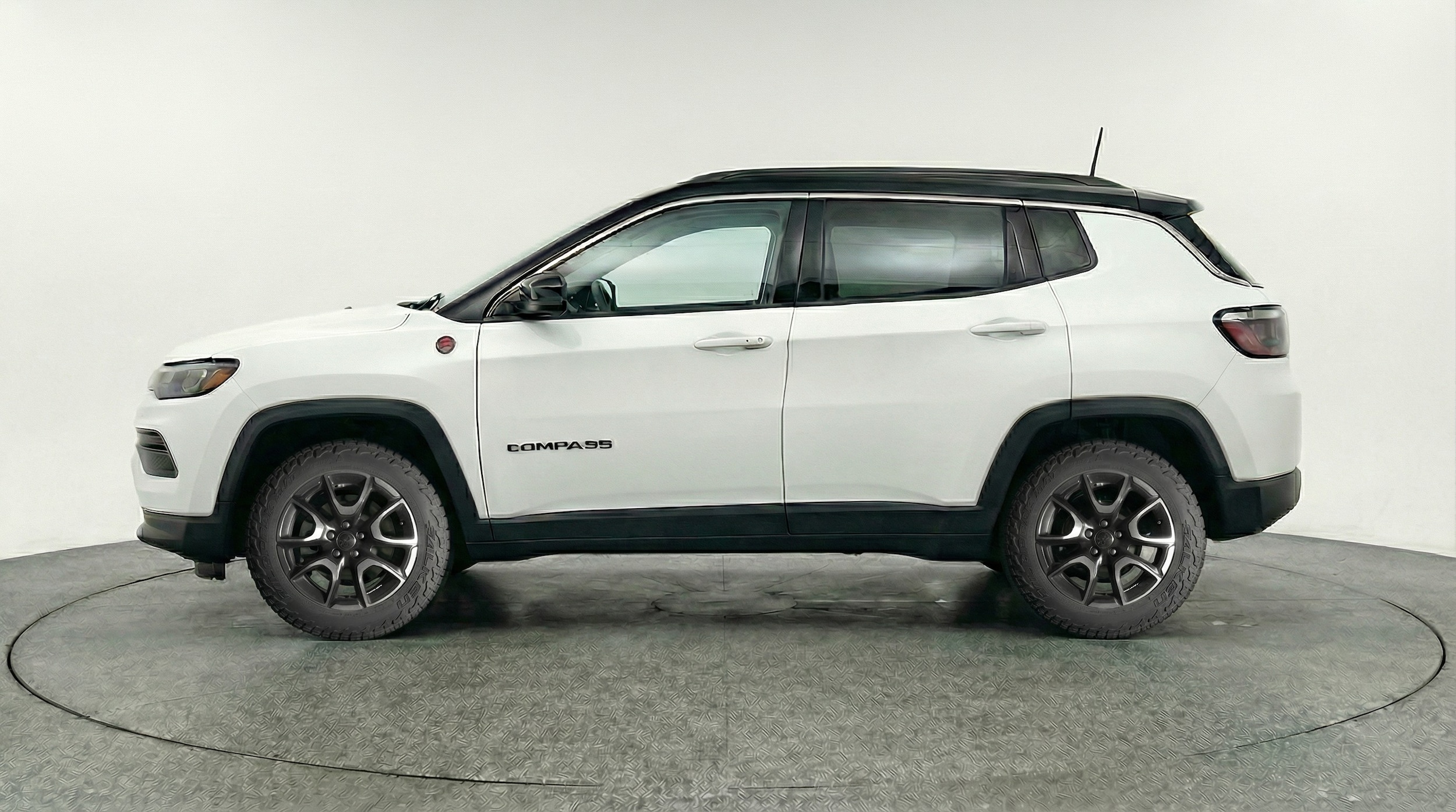 Thumbnail: 2025 Jeep Compass - 4
