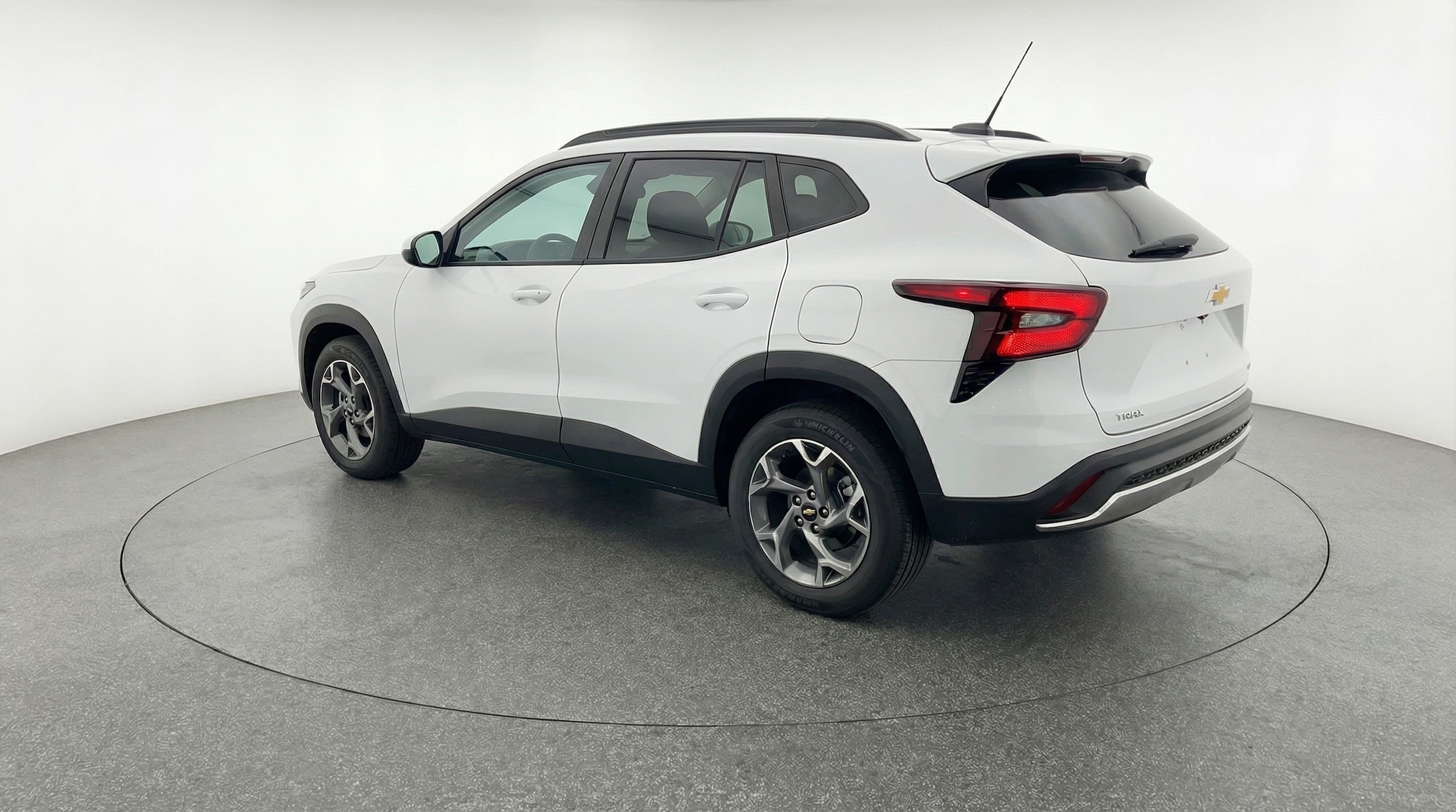 Thumbnail: 2025 Chevrolet Trax - 5