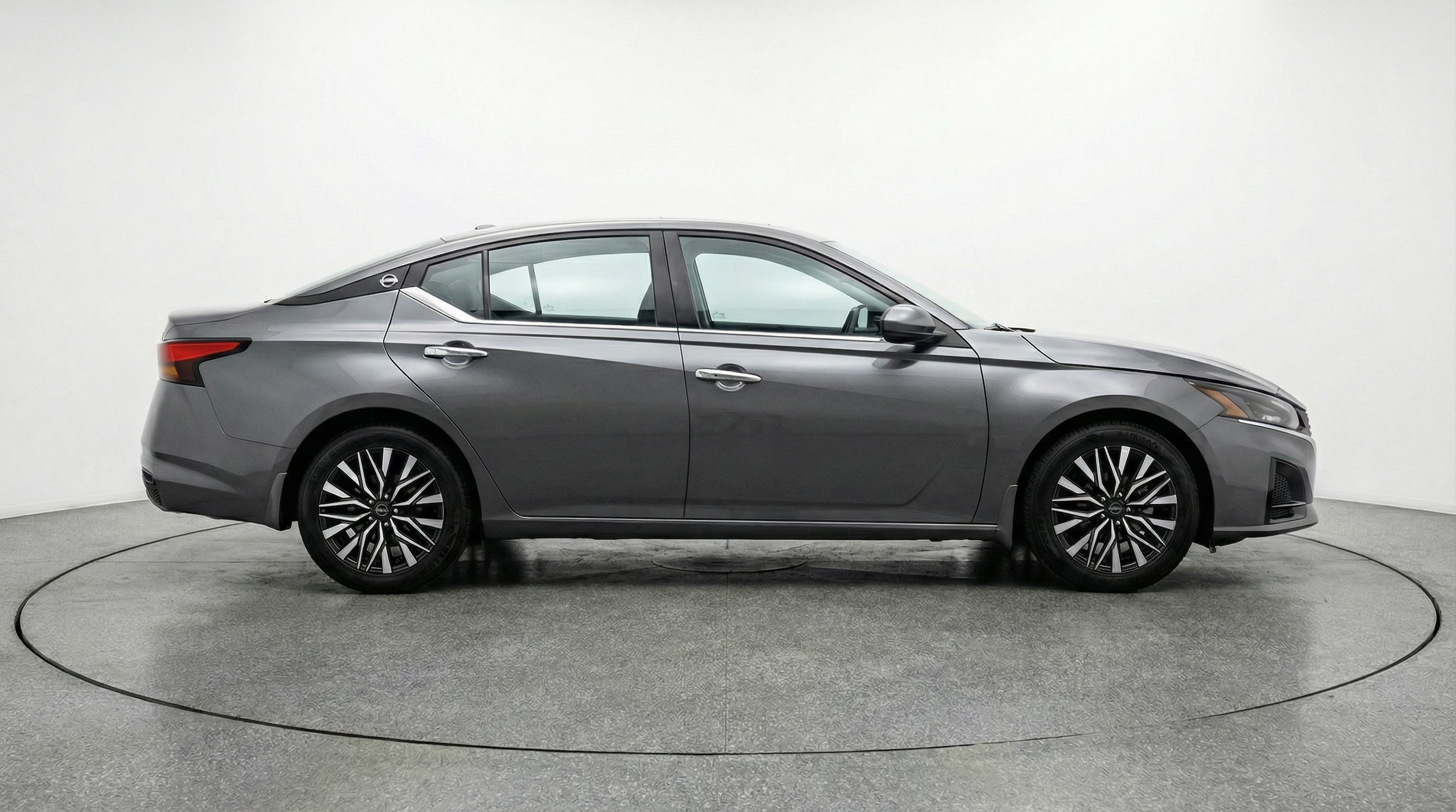 Thumbnail: 2025 Nissan Altima - 8