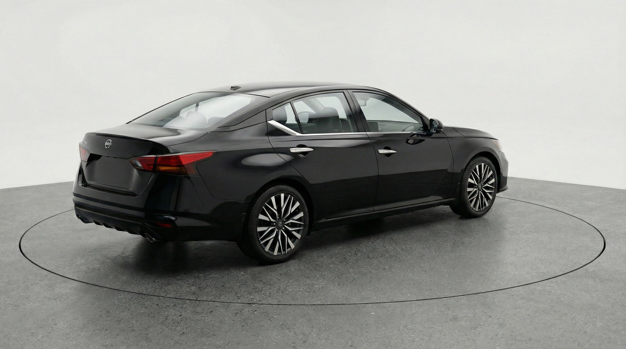 Thumbnail: 2025 Nissan Altima - 9