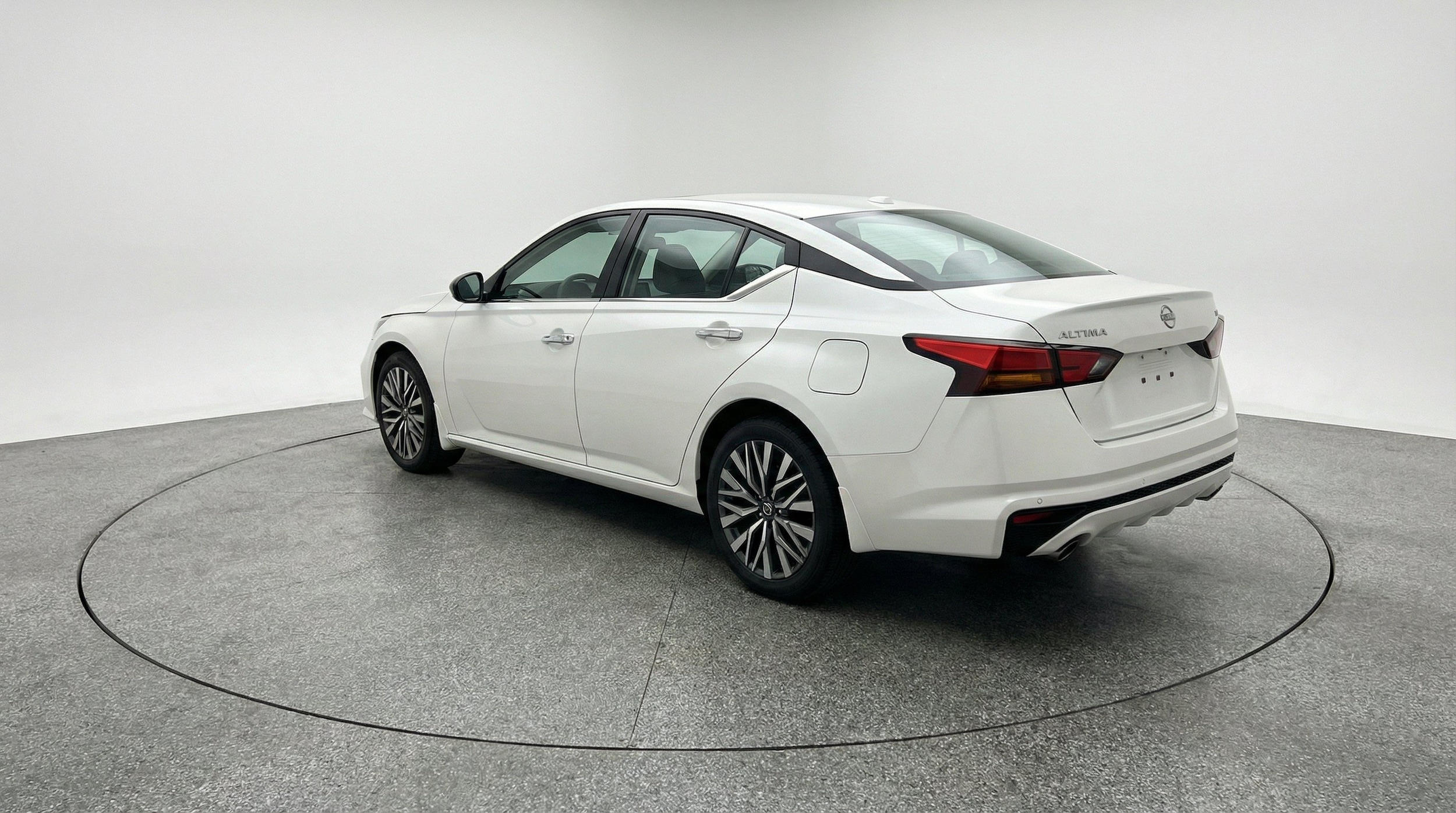 Thumbnail: 2025 Nissan Altima - 6