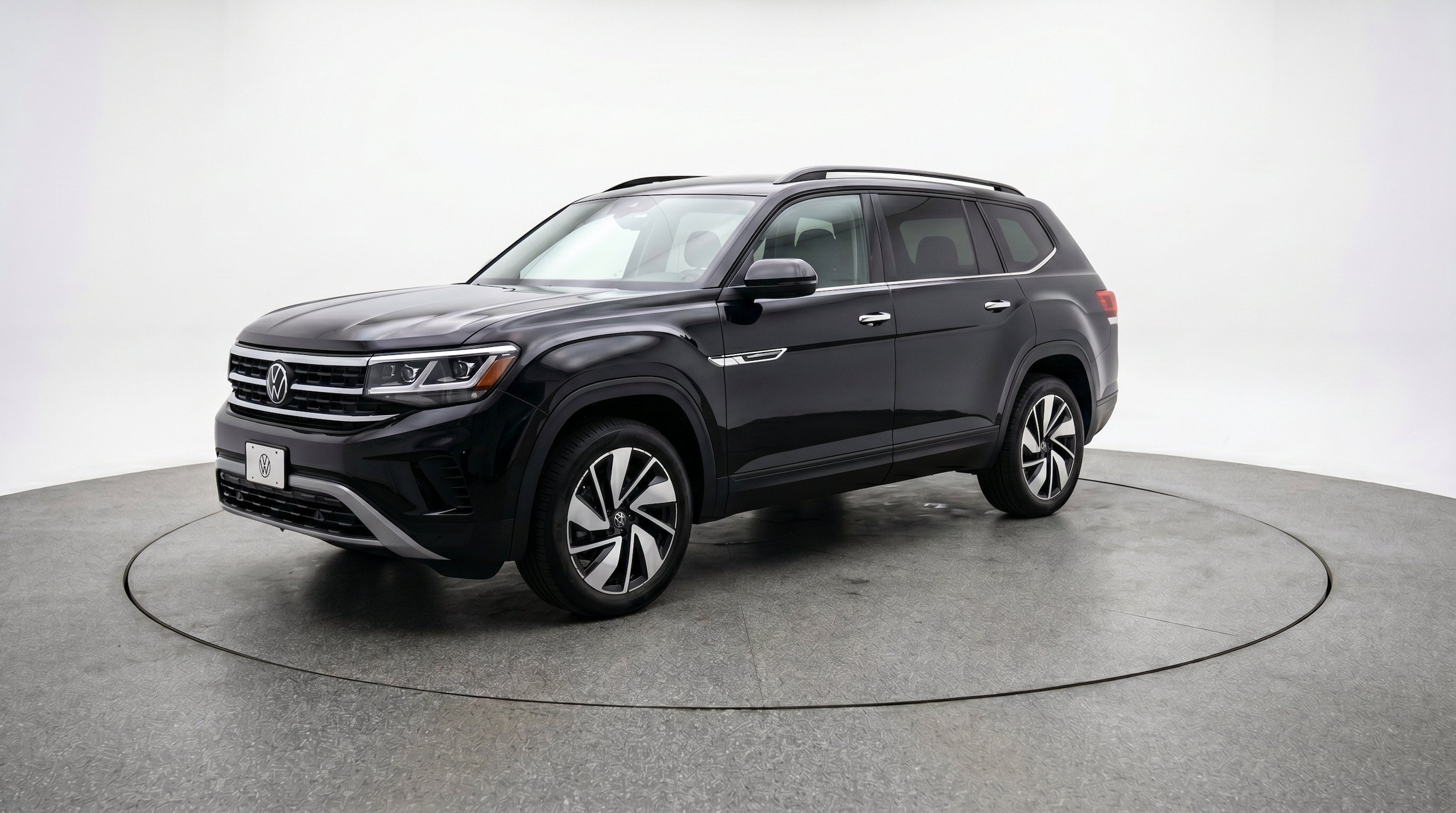 Thumbnail: 2026 Volkswagen Atlas - 3