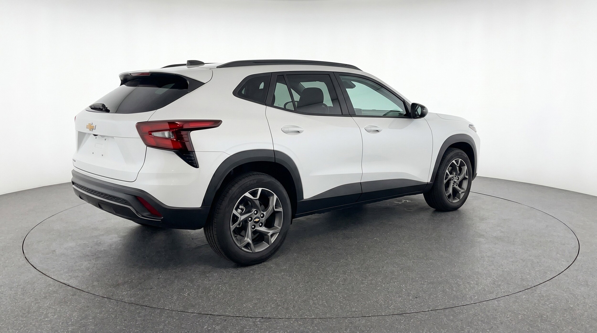 Thumbnail: 2025 Chevrolet Trax - 9