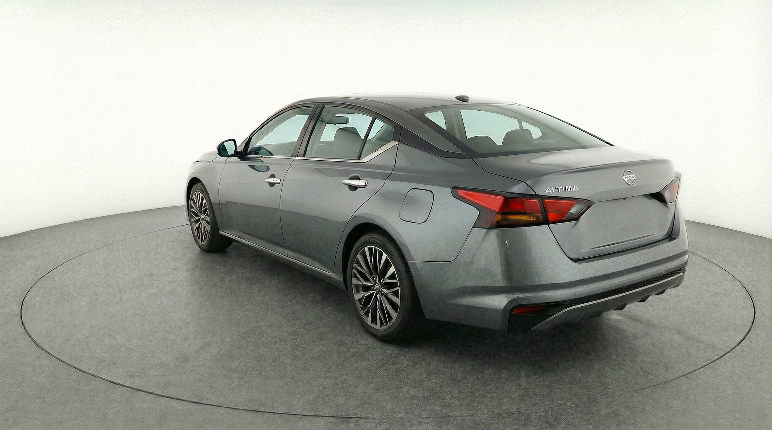 Thumbnail: 2025 Nissan Altima - 5