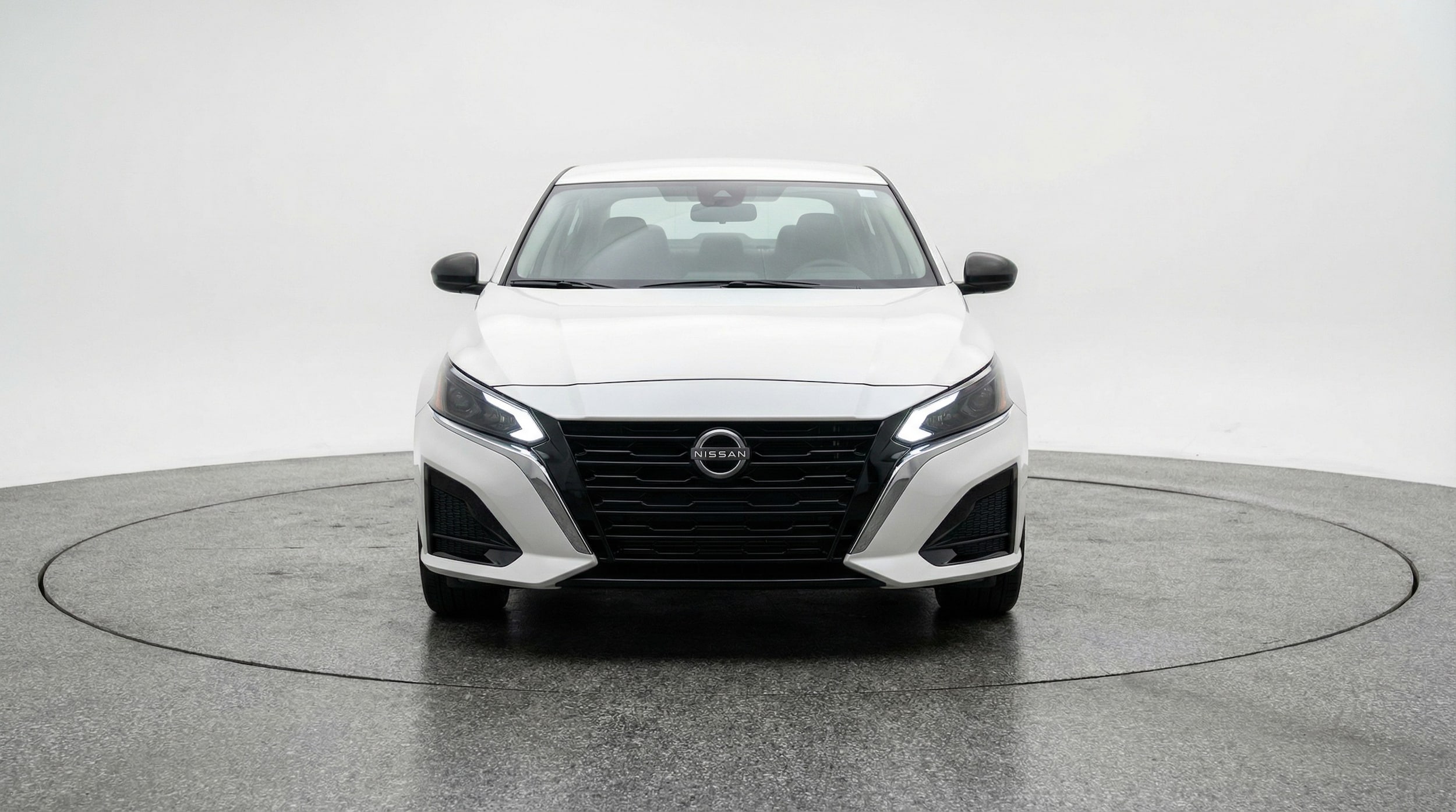 Thumbnail: 2025 Nissan Altima - 2