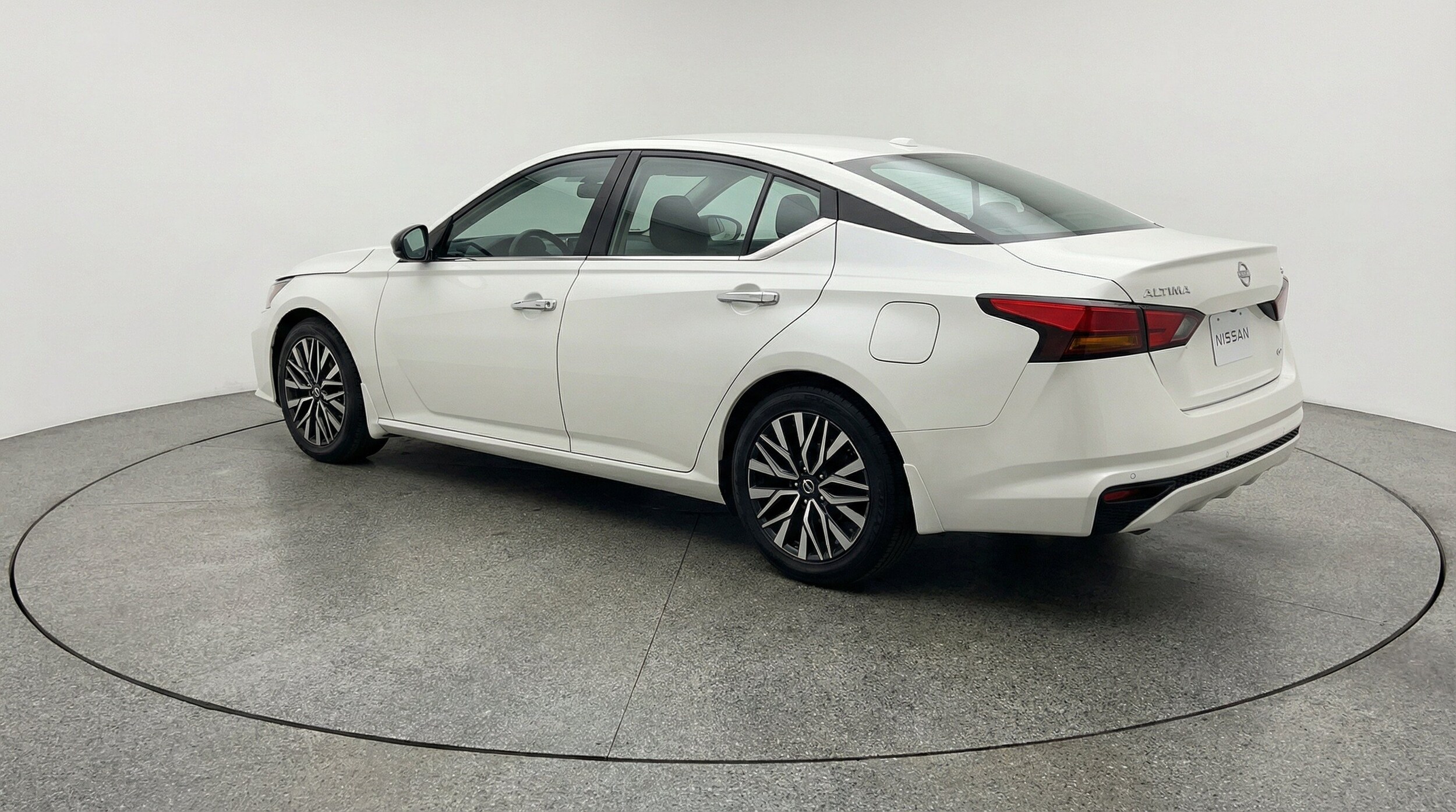 Thumbnail: 2025 Nissan Altima - 6