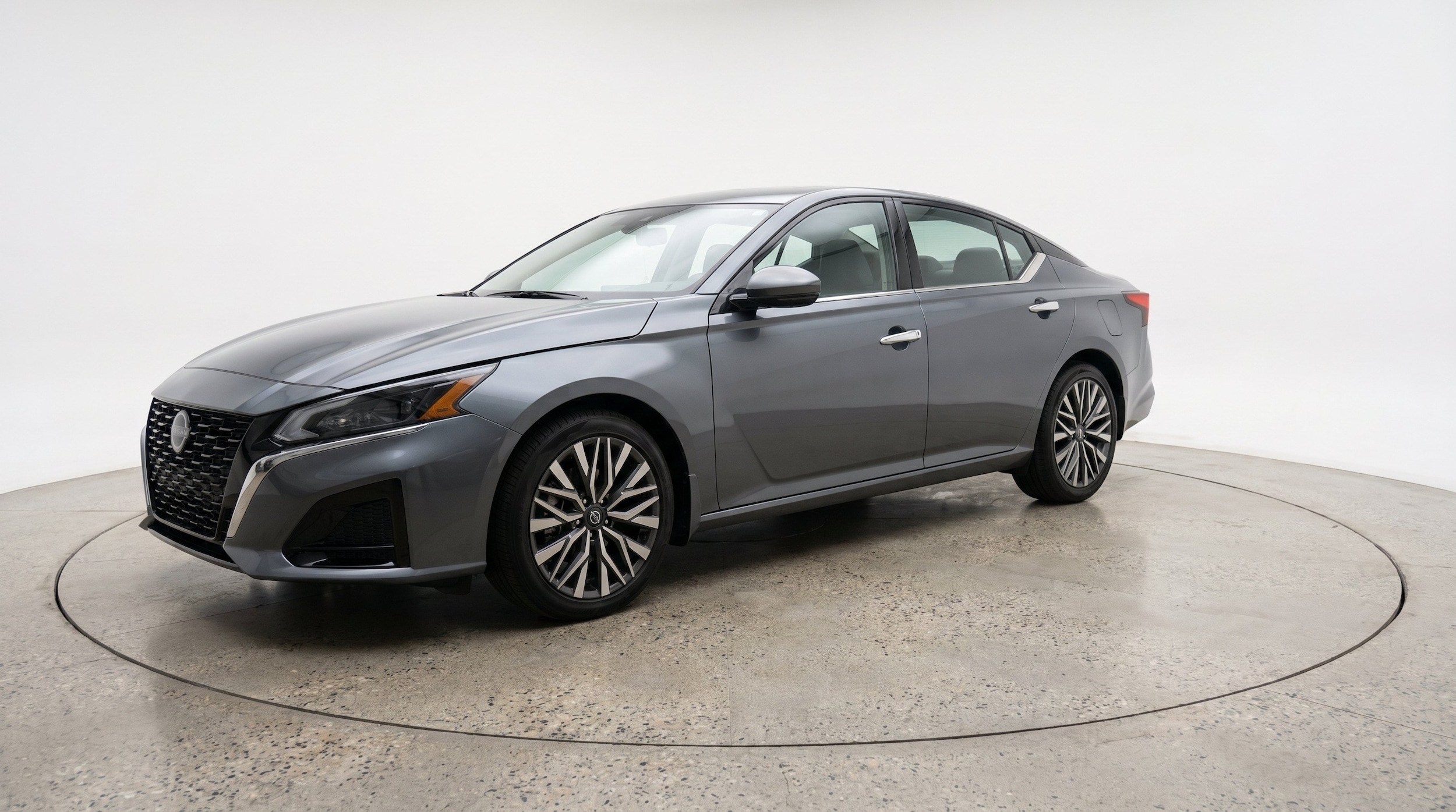 Thumbnail: 2025 Nissan Altima - 3