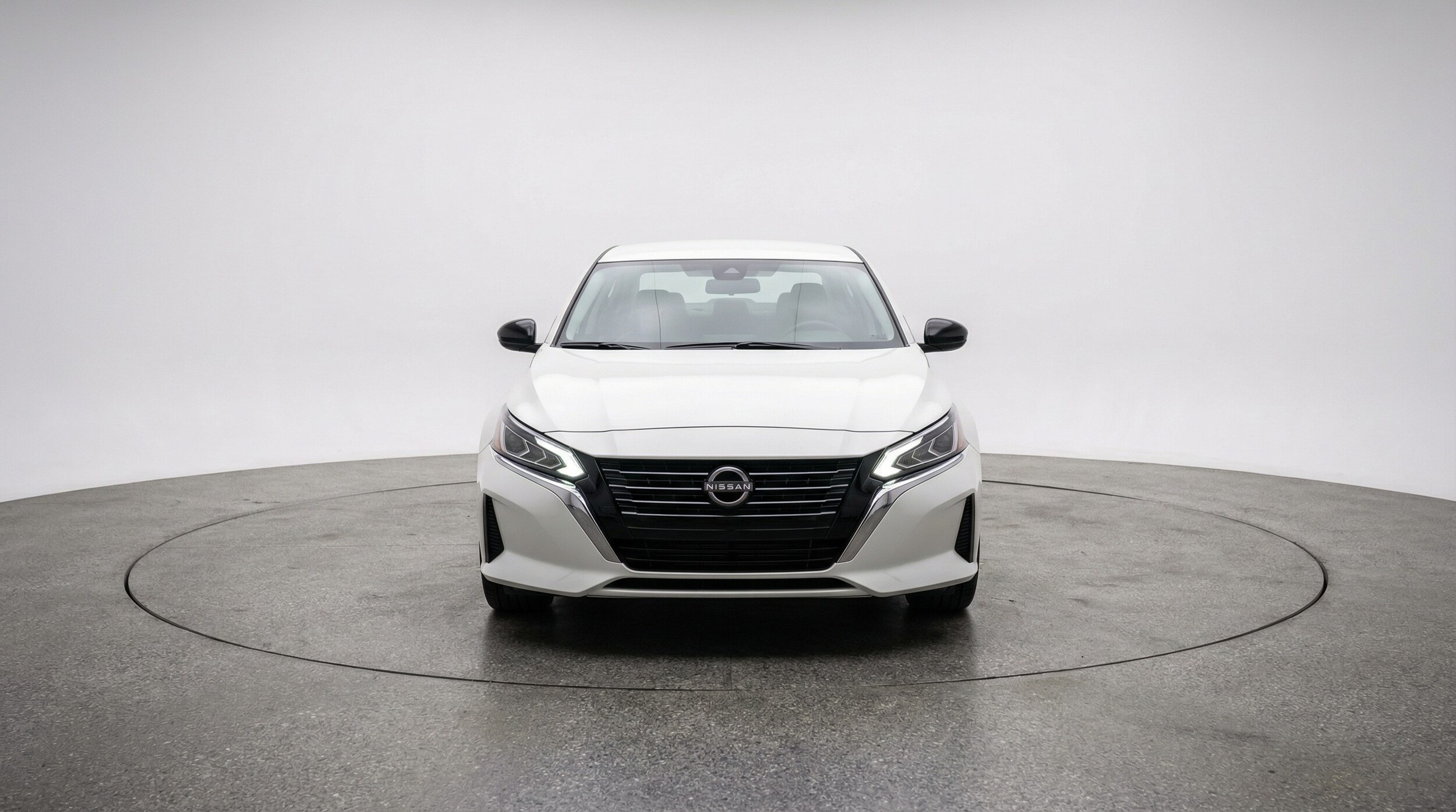 Thumbnail: 2025 Nissan Altima - 2