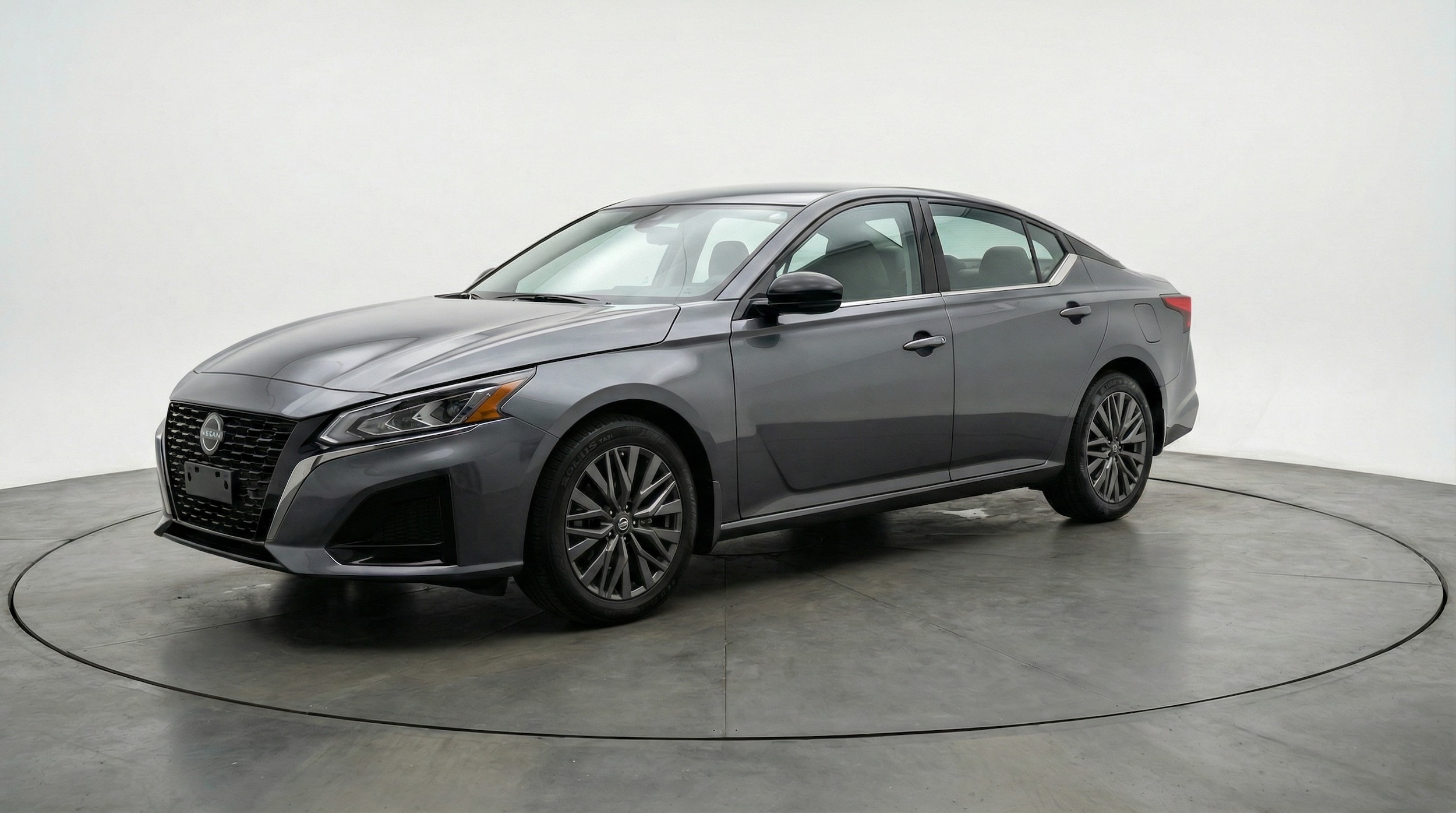 Thumbnail: 2025 Nissan Altima - 3