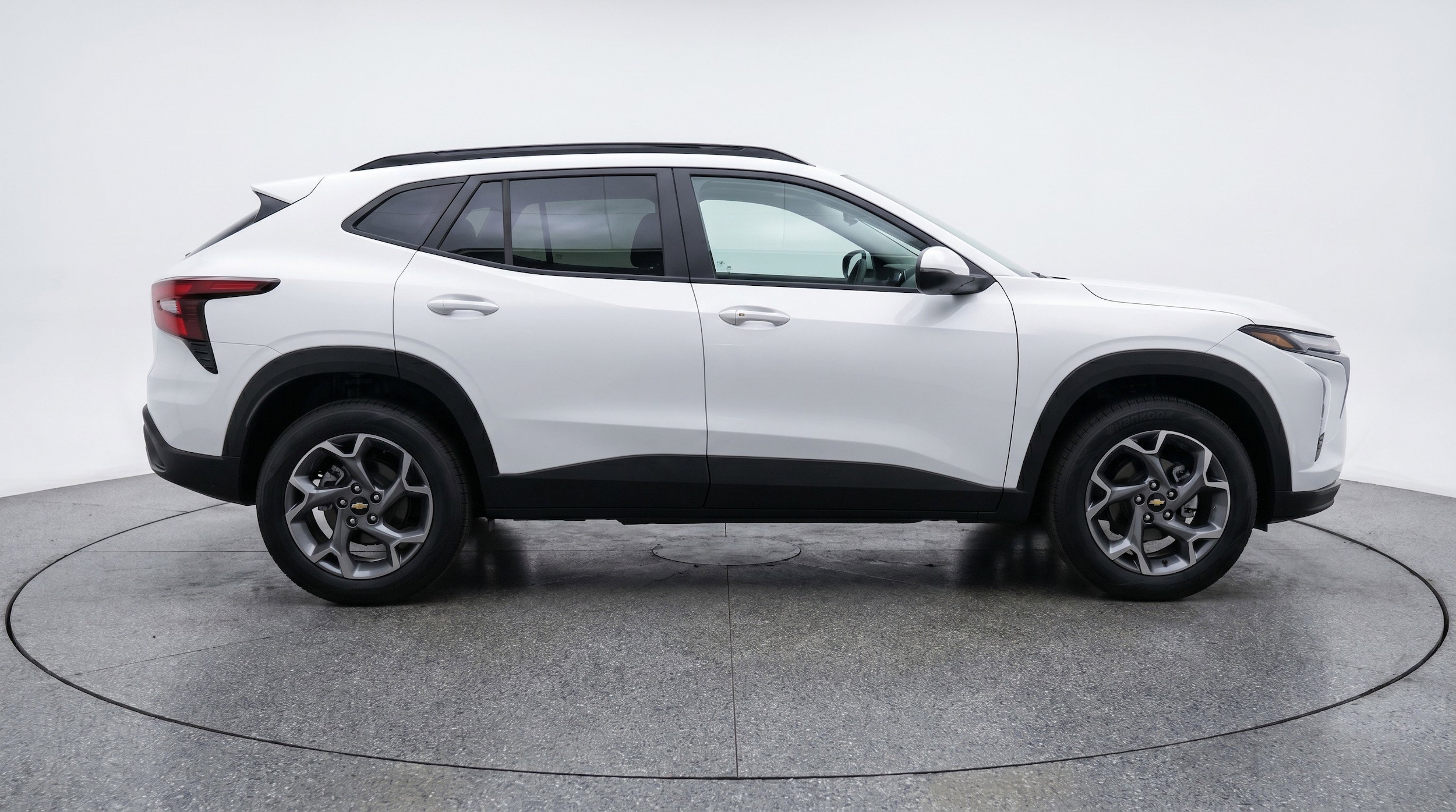 Thumbnail: 2025 Chevrolet Trax - 11